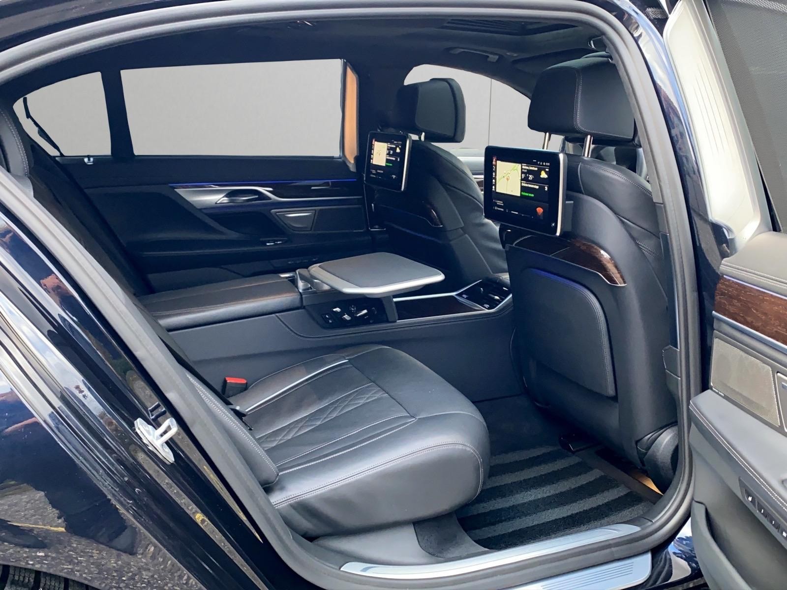 BMW 750Ld xDrive Steptronic-image-12