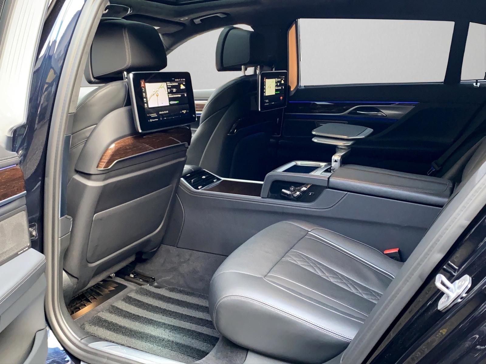 BMW 750Ld xDrive Steptronic-image-9