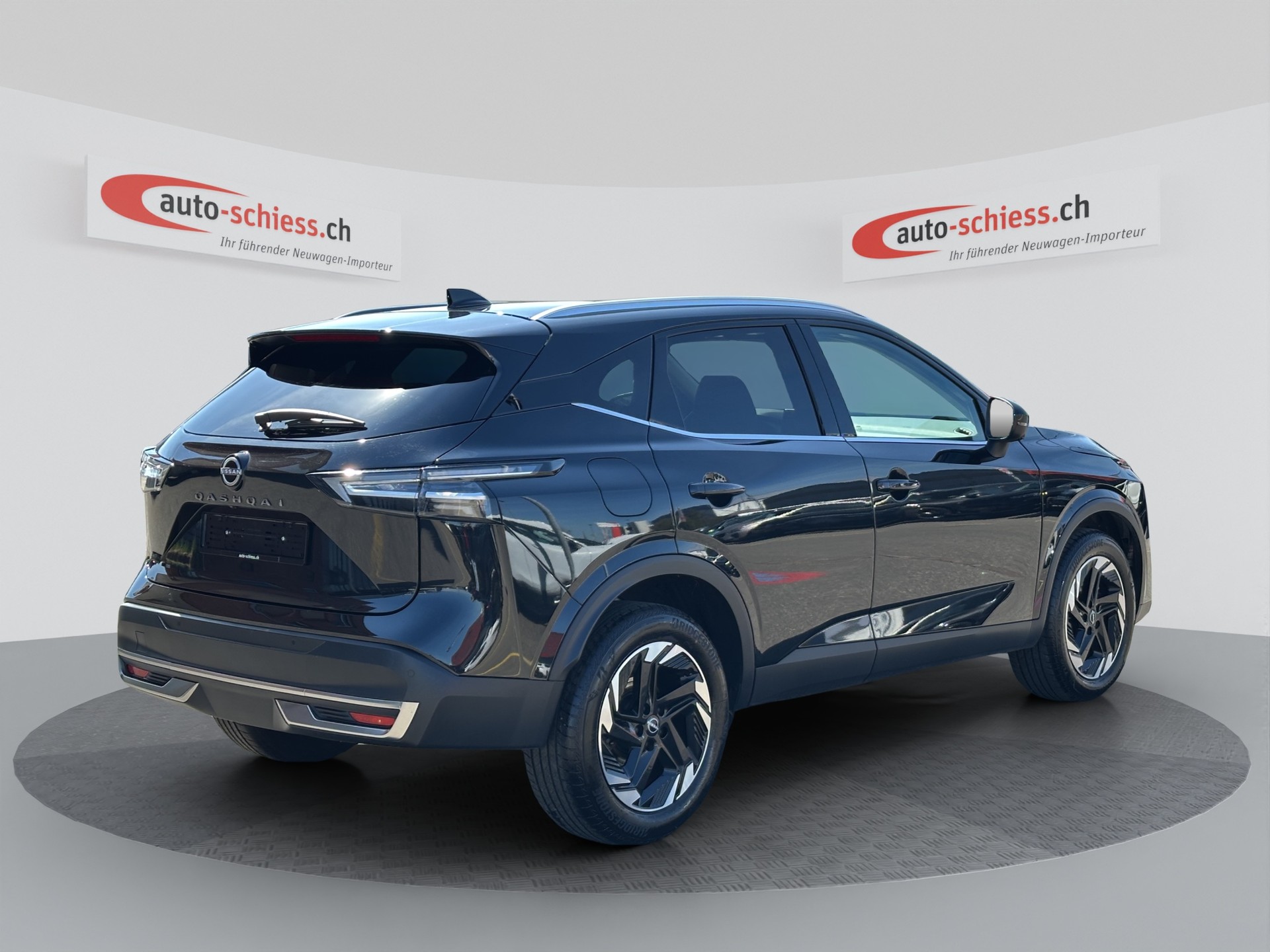NISSAN Qashqai 1.3 DIG-T MHEV N-Connecta Xtronic-image-4