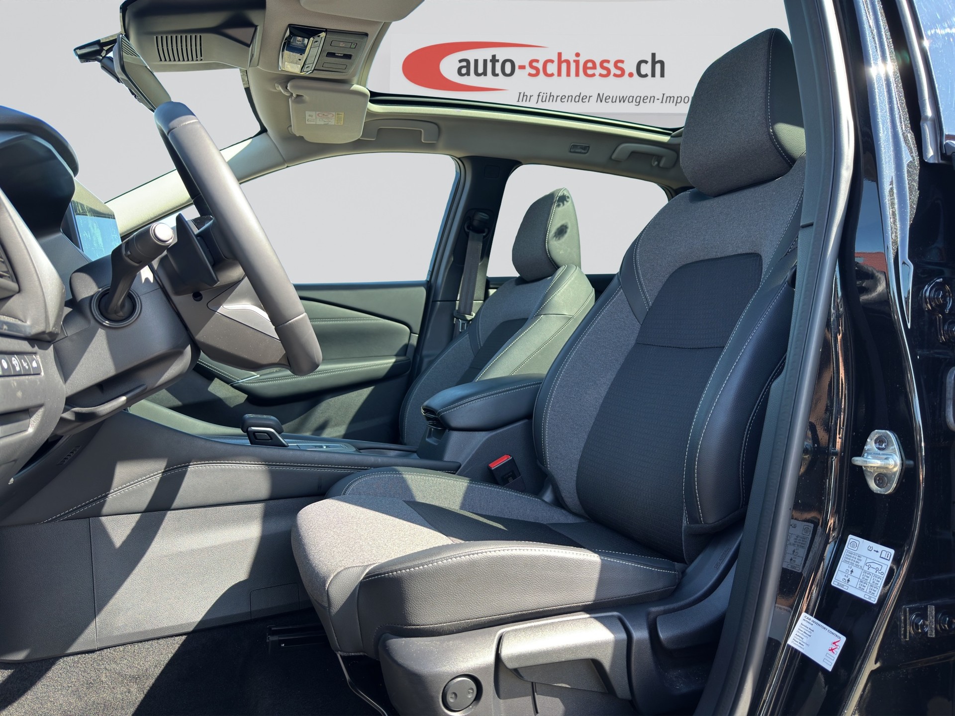 NISSAN Qashqai 1.3 DIG-T MHEV N-Connecta Xtronic-image-5