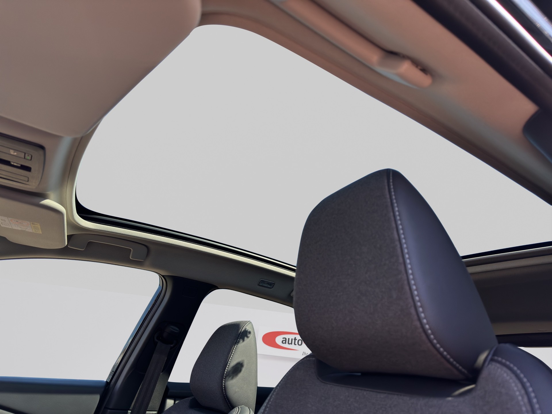 NISSAN Qashqai 1.3 DIG-T MHEV N-Connecta Xtronic-image-15