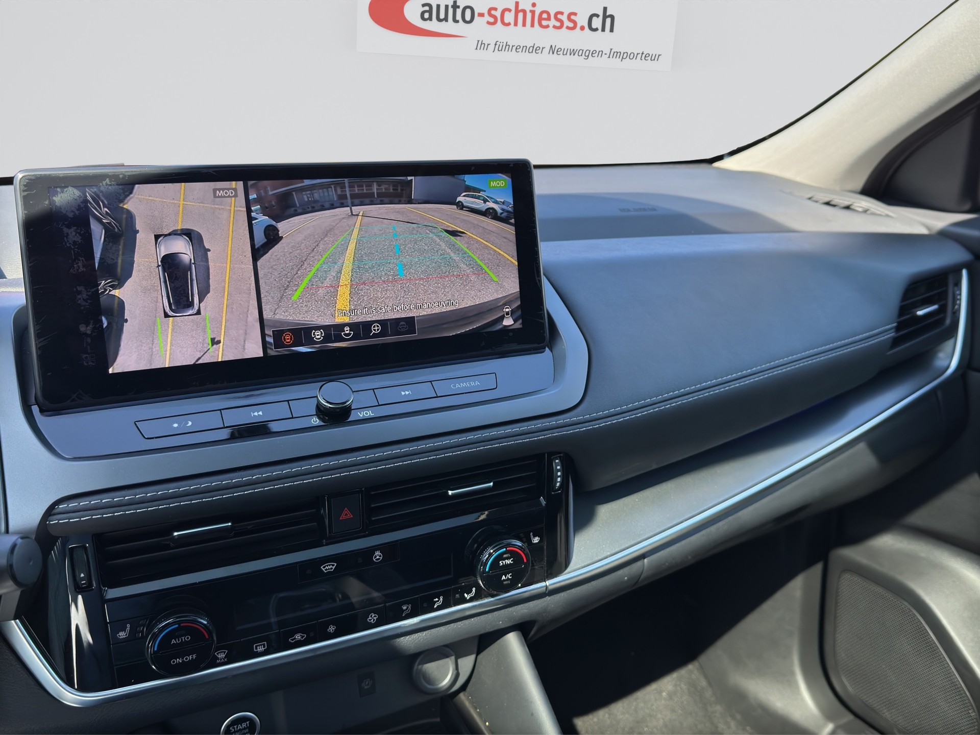 NISSAN Qashqai 1.3 DIG-T MHEV N-Connecta Xtronic-image-13