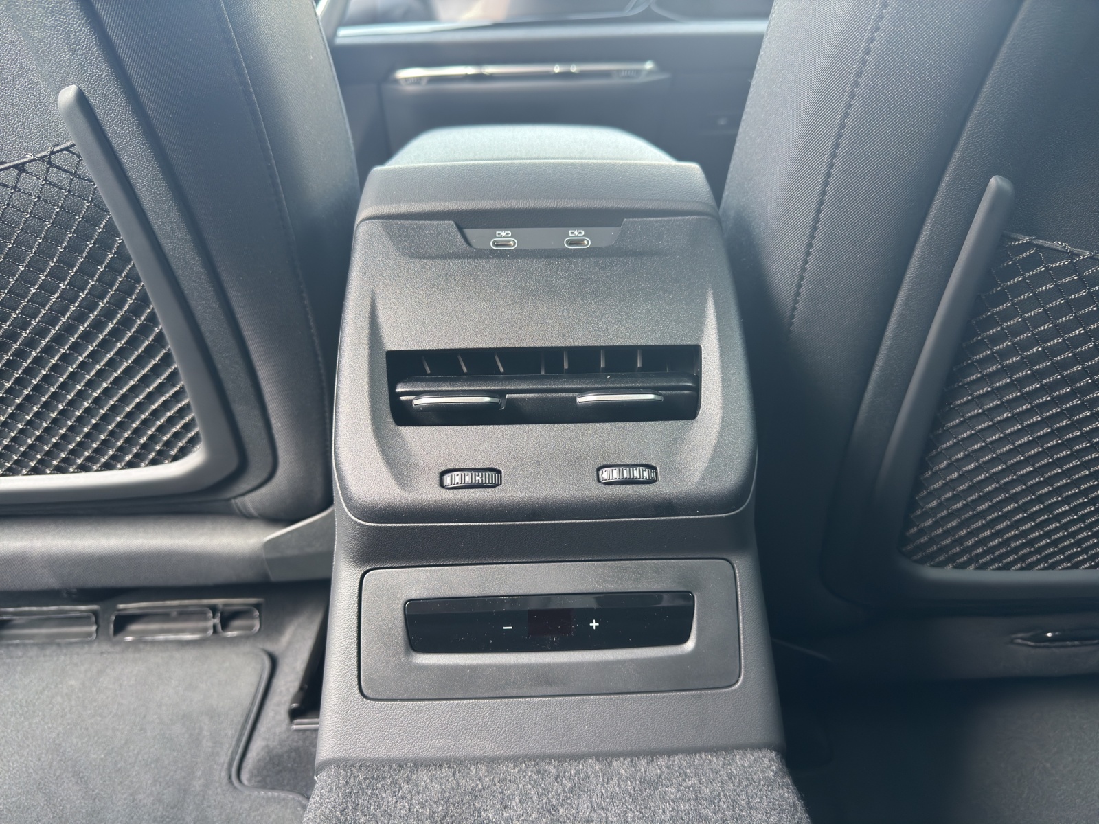 AUDI A5 Avant TDI quattro 150 kW Attraction S tronic-image-14