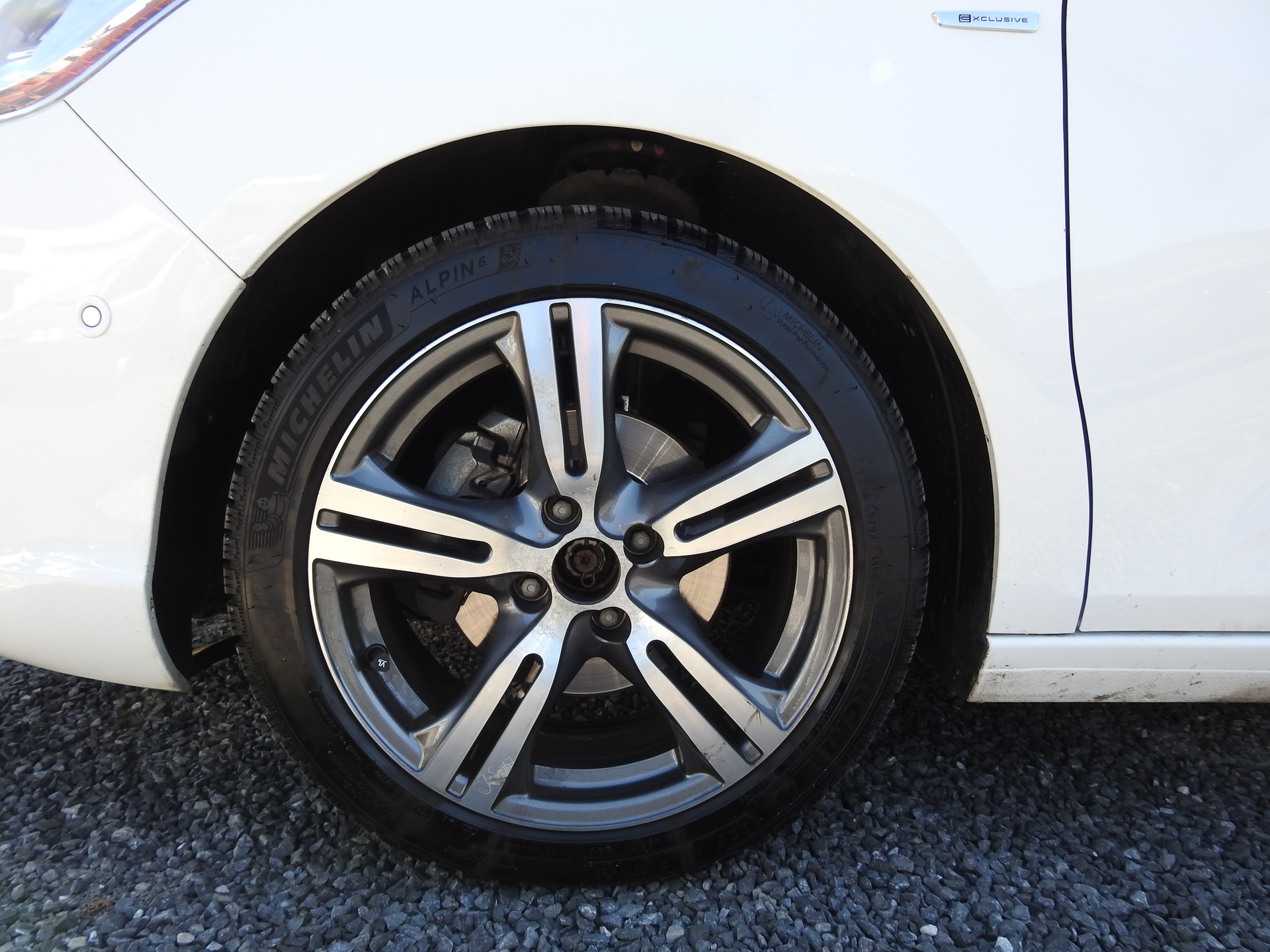CITROEN C4 1.6 e-HDi Black Top EGS6-image-8