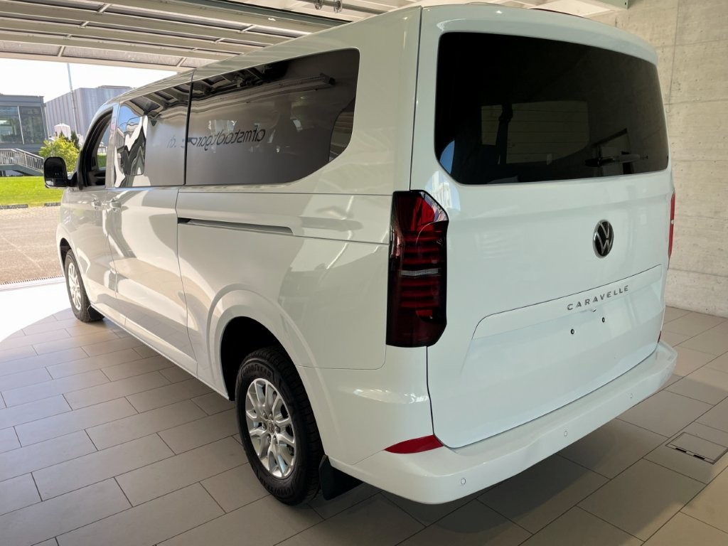 VW Caravelle 2.0 TDI Life LWB Aut 8-showroom-element-3