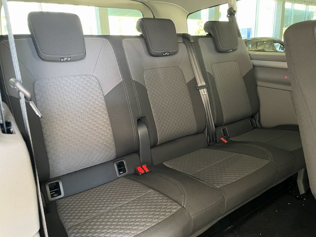 VW Caravelle 2.0 TDI Life LWB Aut 8-image-7