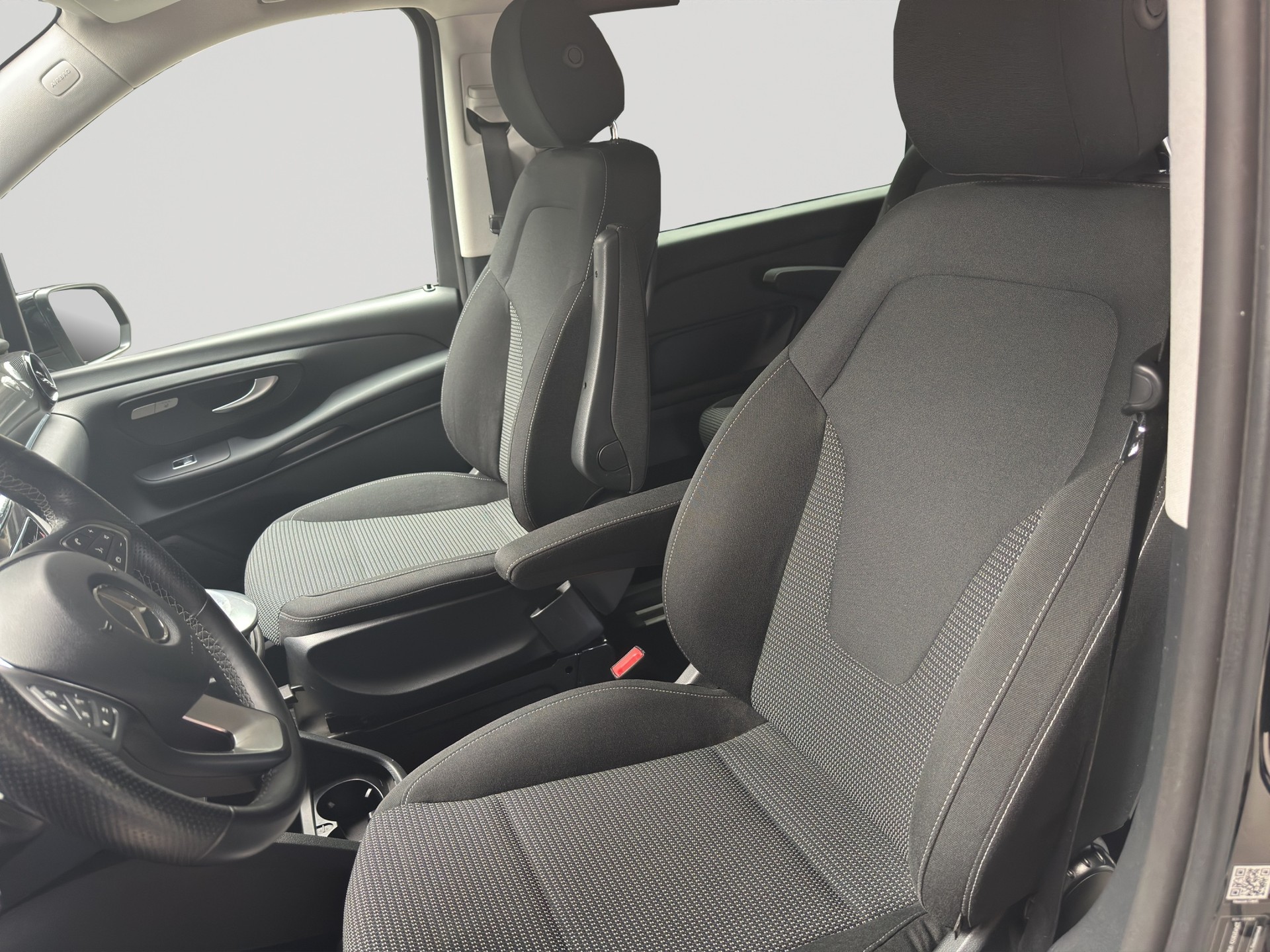 MERCEDES-BENZ V 220 d 8Pl. Edition lang 9G-Tronic-image-5