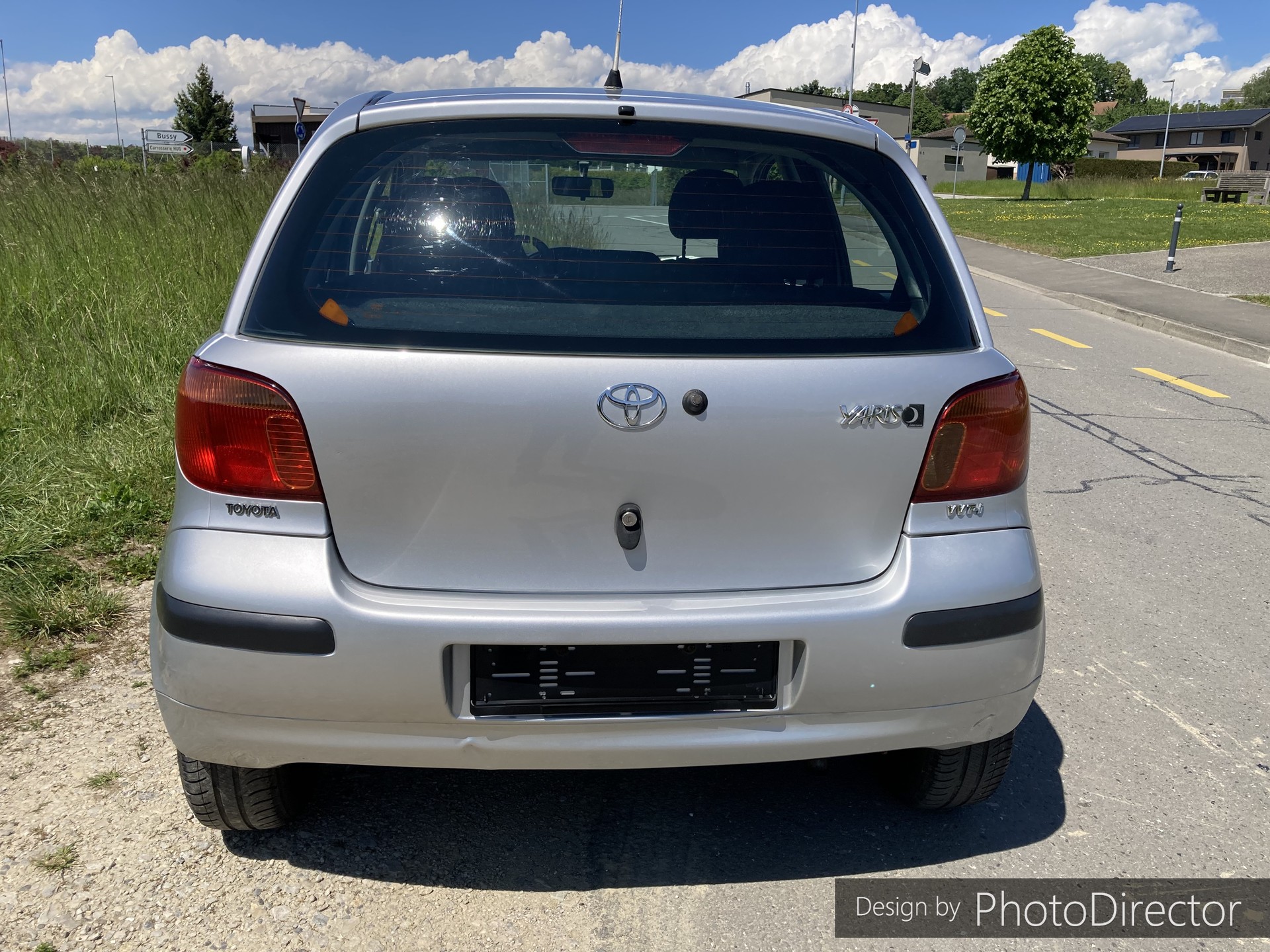 TOYOTA Yaris 1.3 Linea Sol-image-12