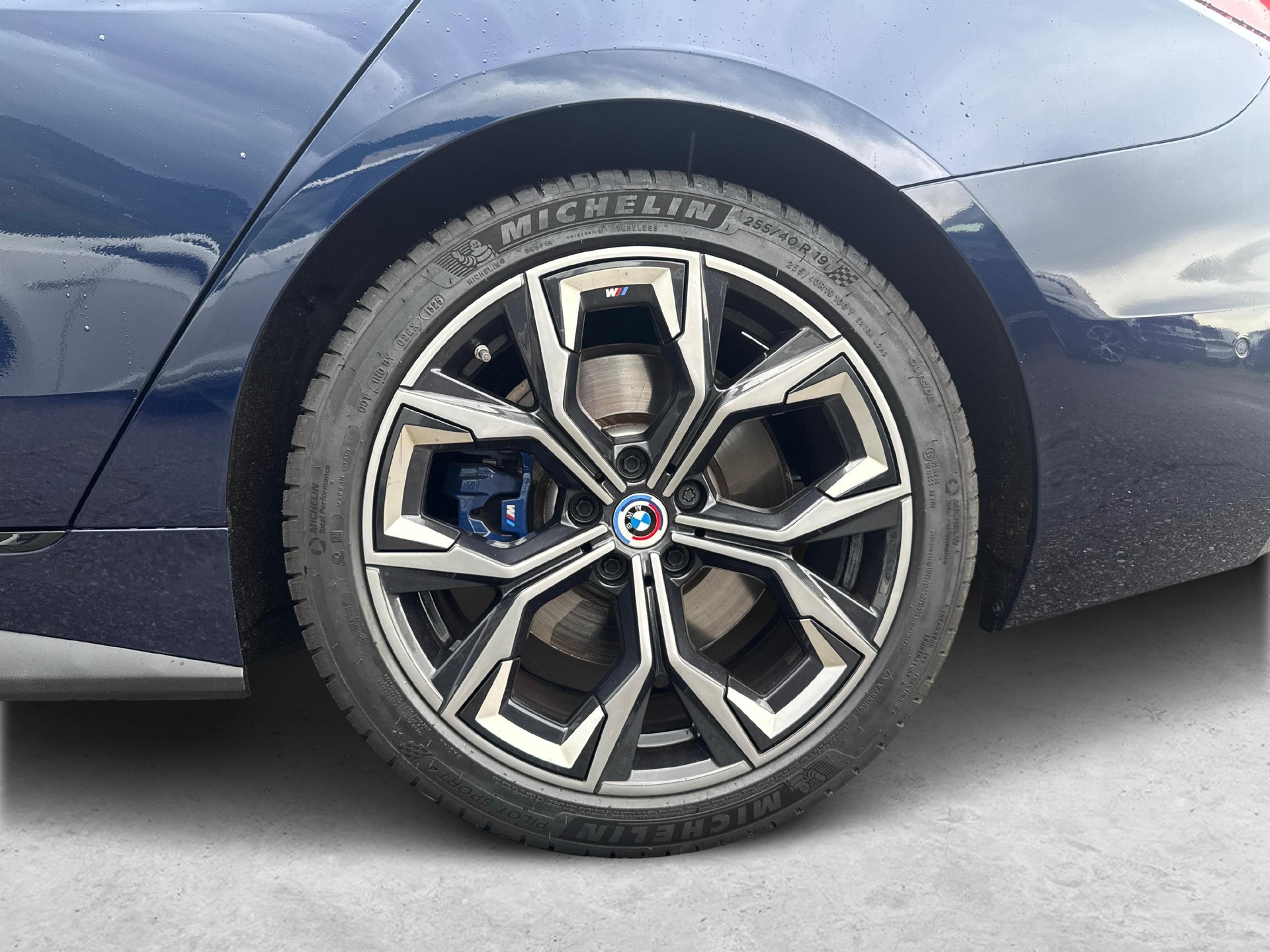 BMW M440i xDrive Gran Coupé-image-9