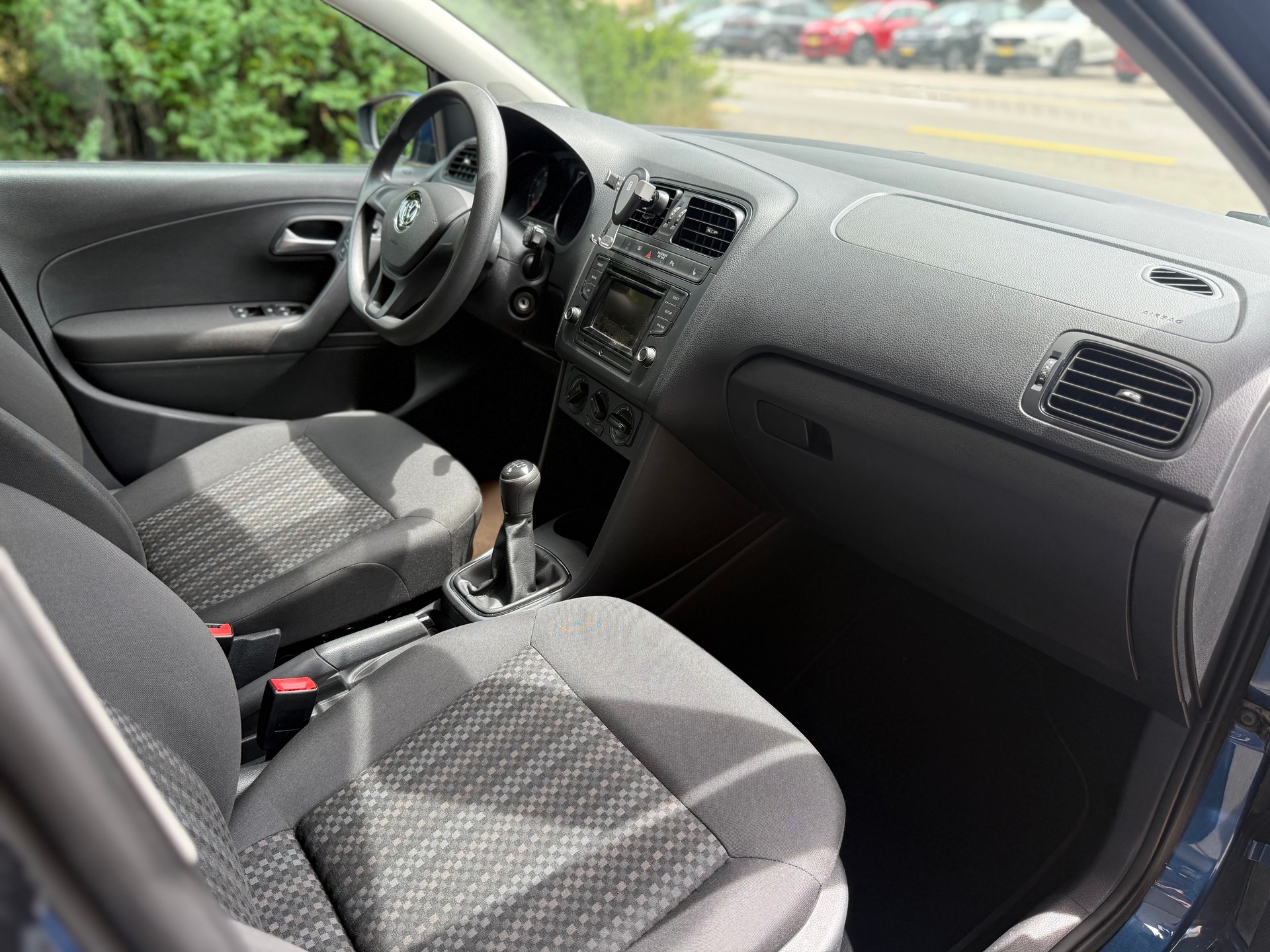 VW Polo 1.2 TSI BMT Comfortline-image-8