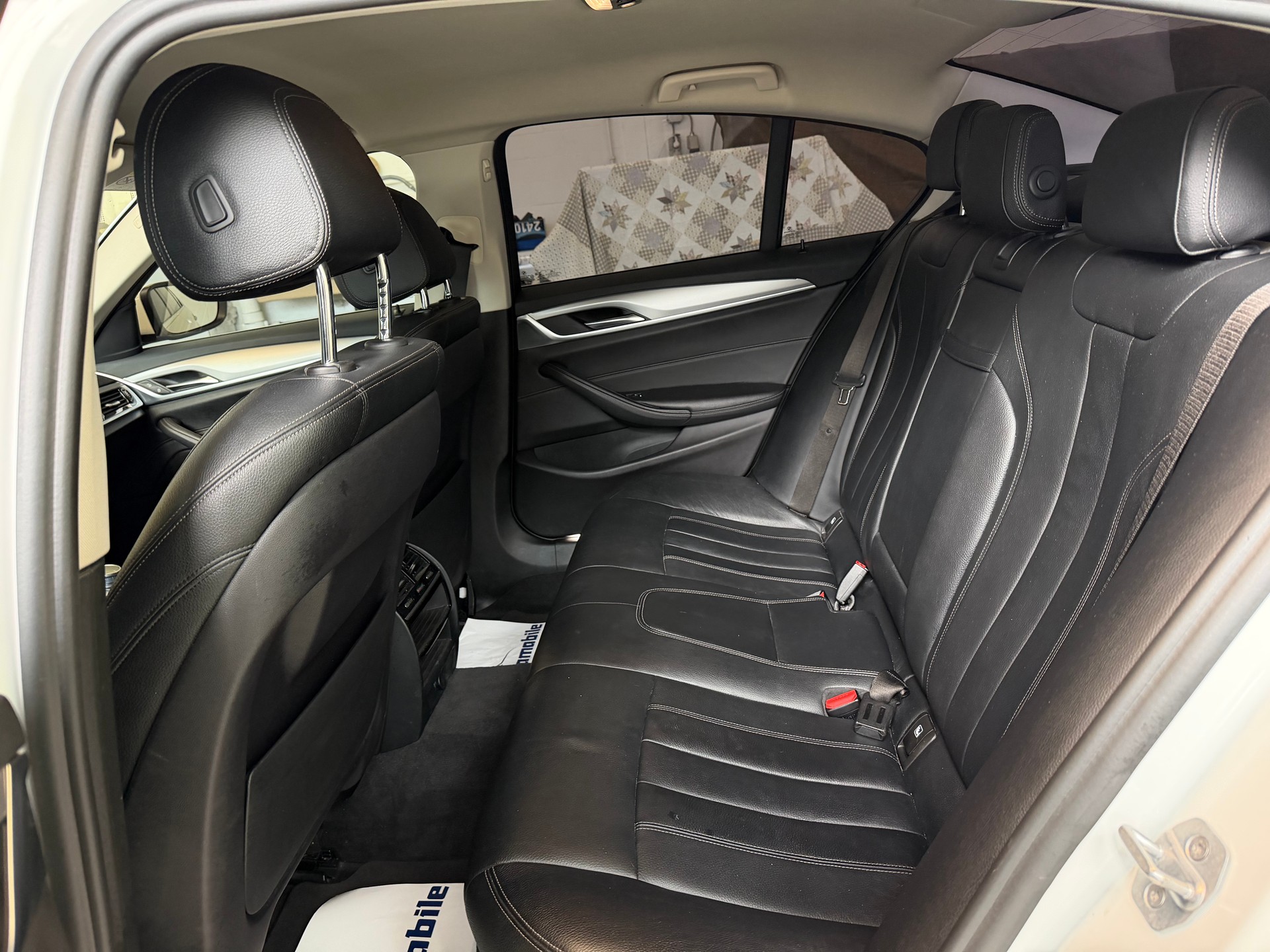 BMW 520d Steptronic | Frisch MFK | Navi | Adaptiv LED | Driving Assistant-image-9
