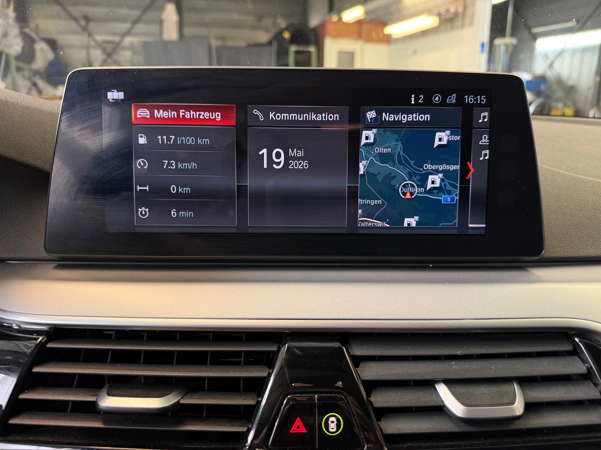 BMW 520d Steptronic | Frisch MFK | Navi | Adaptiv LED | Driving Assistant-image-14