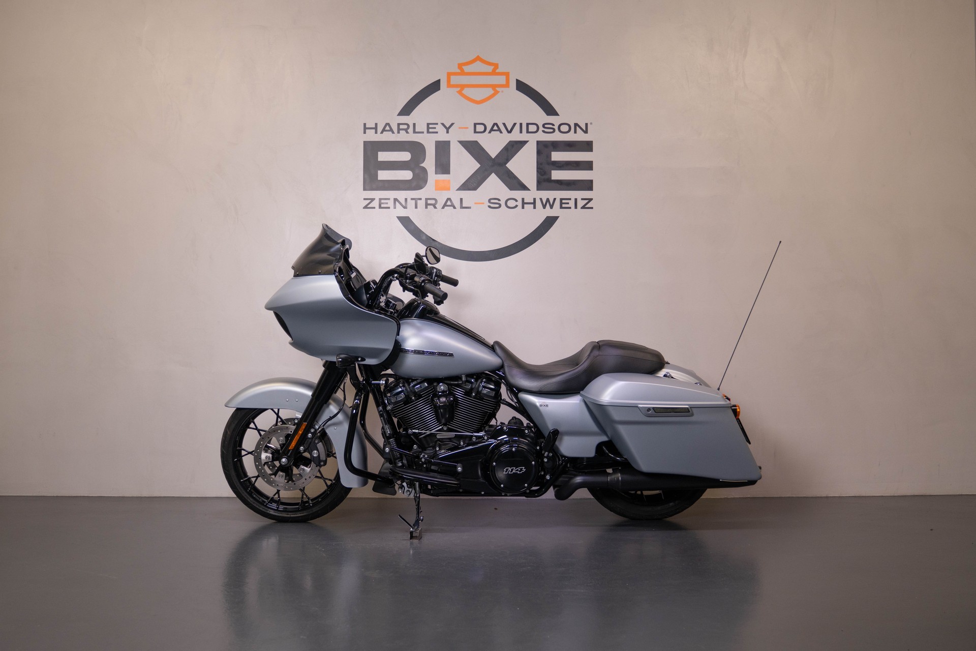 HARLEY-DAVIDSON FLTRXS Road Glide Special 114 ABS-showroom-element-1
