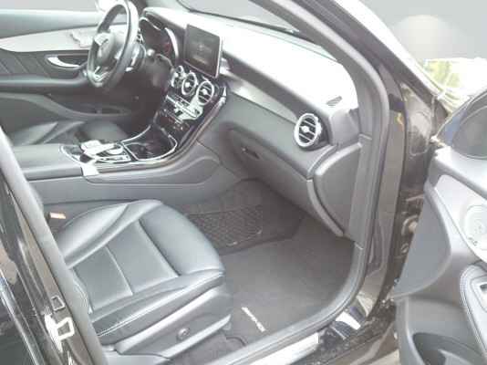 MERCEDES-BENZ GLC Coupé 250 4Matic-image-6