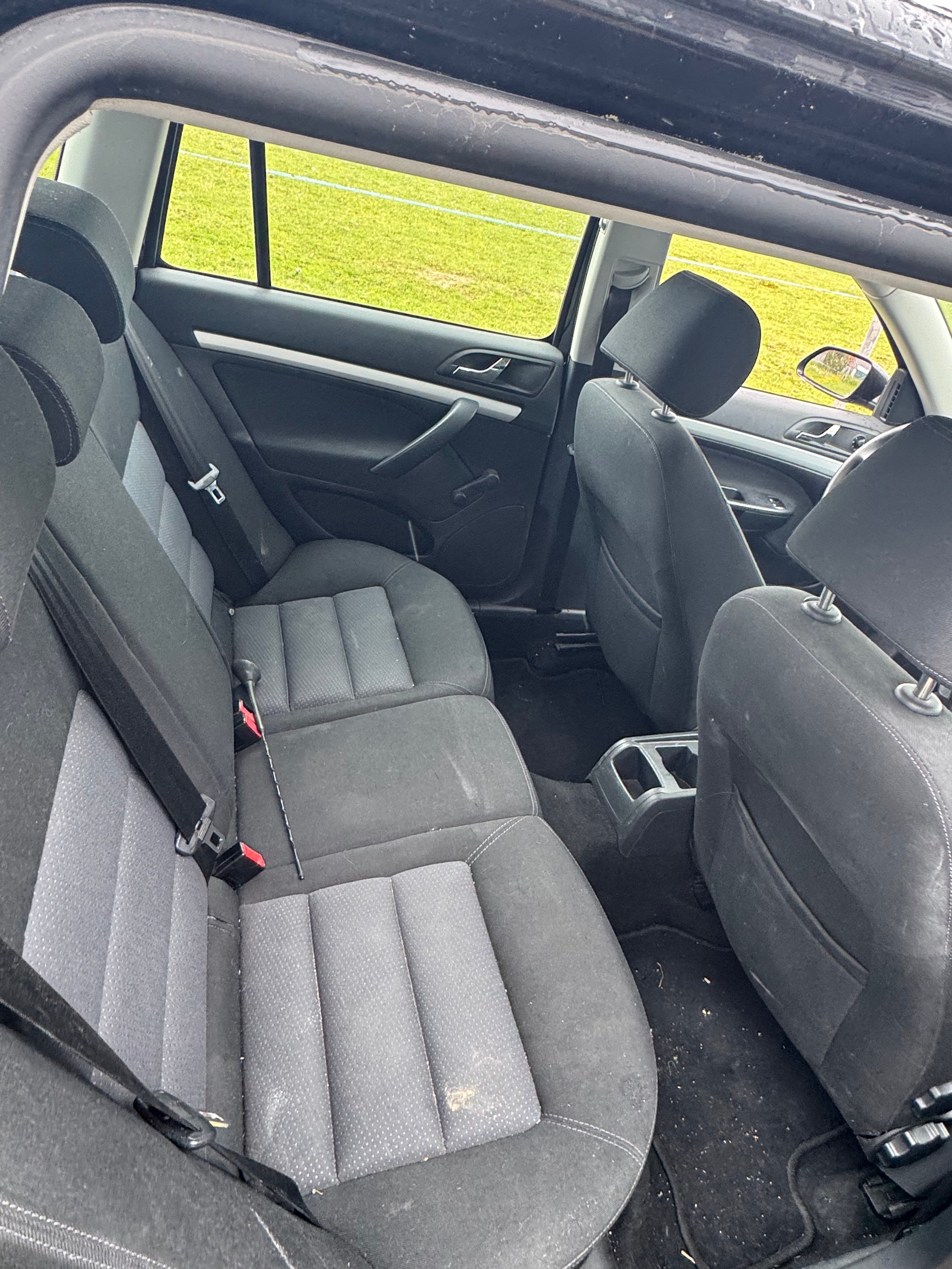SKODA Octavia 1.9 TDI Adventure 4x4-image-3