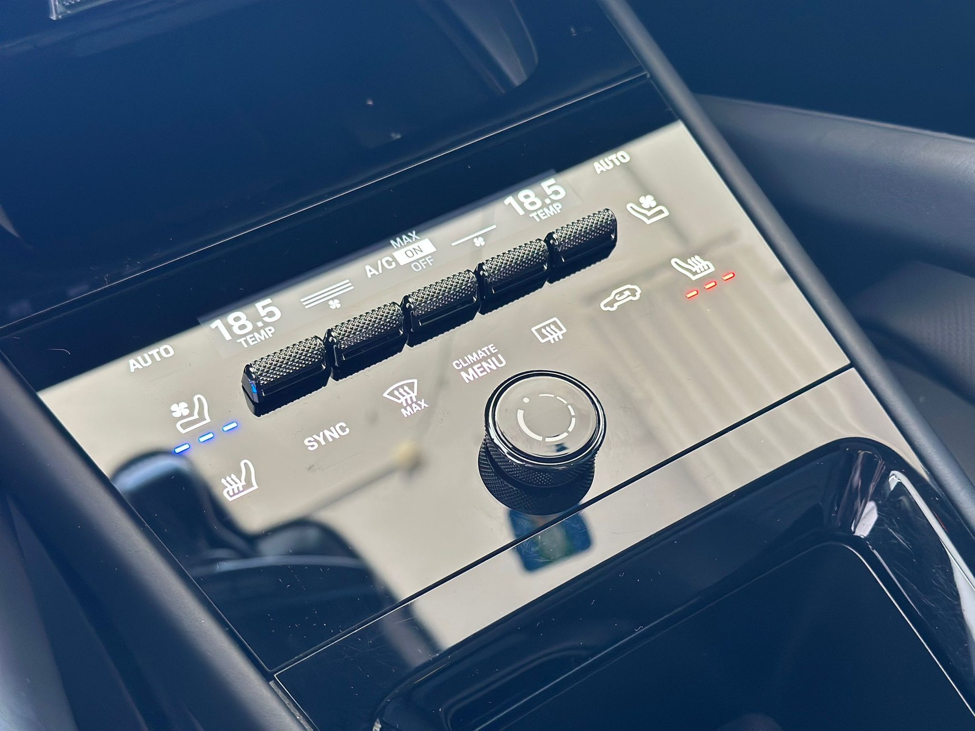 PORSCHE Cayenne S Coupé E-Hybrid Tiptronic-image-17