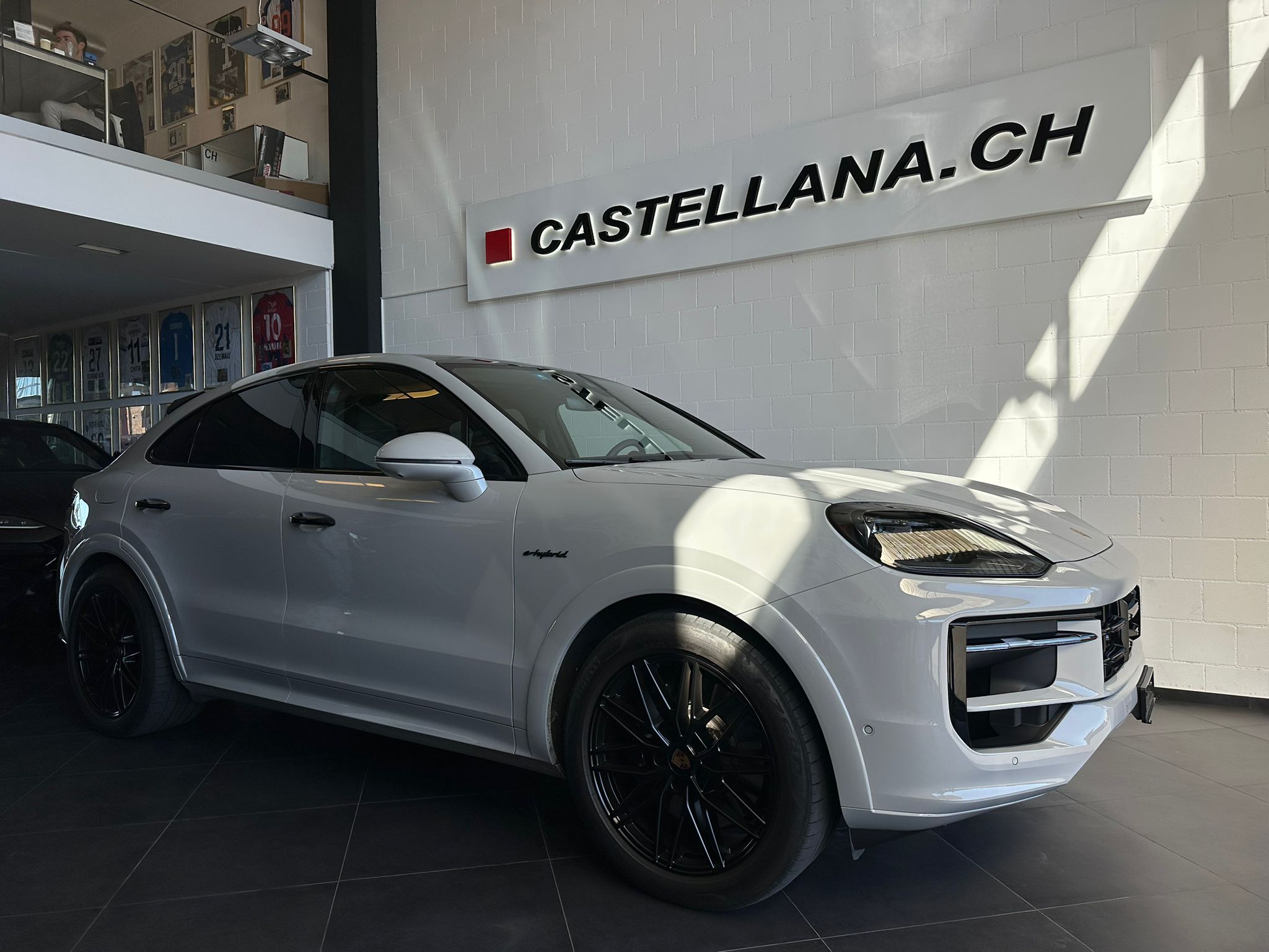 Car photo