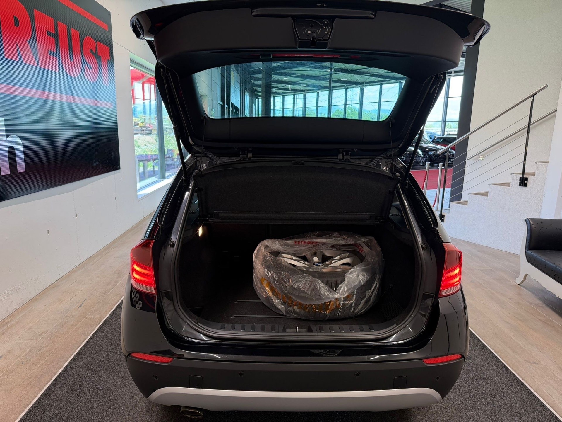 BMW X1 xDrive 20d Steptronic-image-5