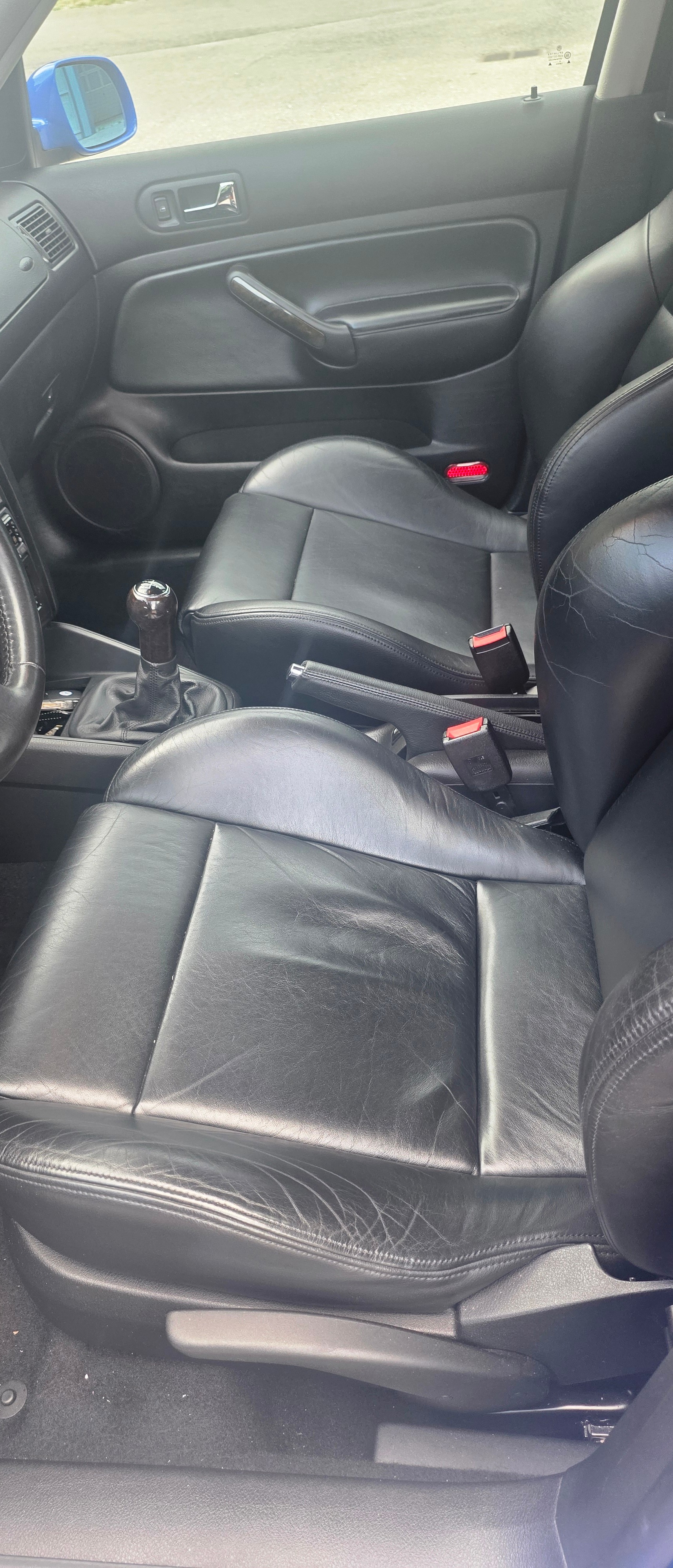 VW Golf 1.8 T GTI-image-10