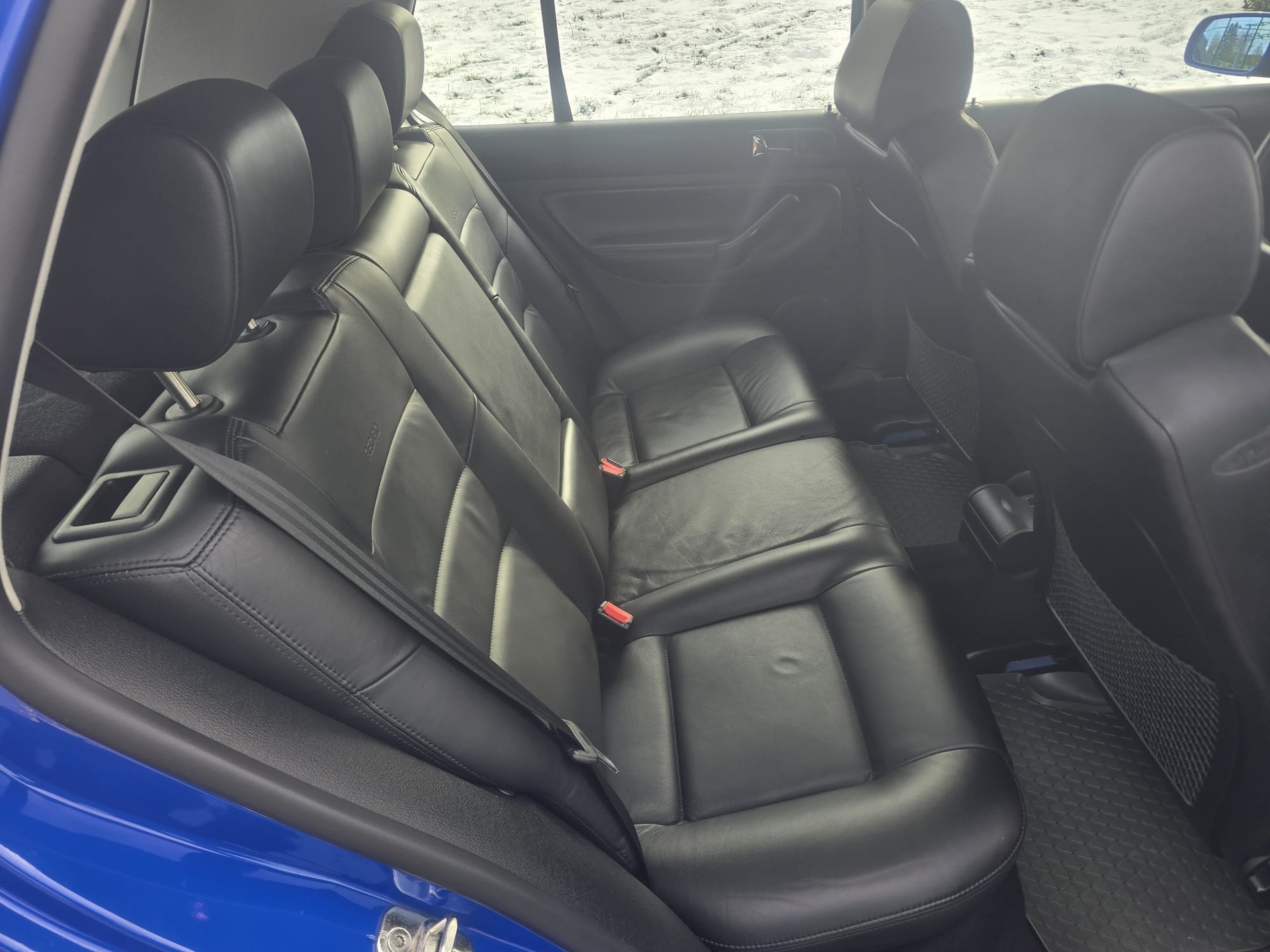 VW Golf 1.8 T GTI-image-11