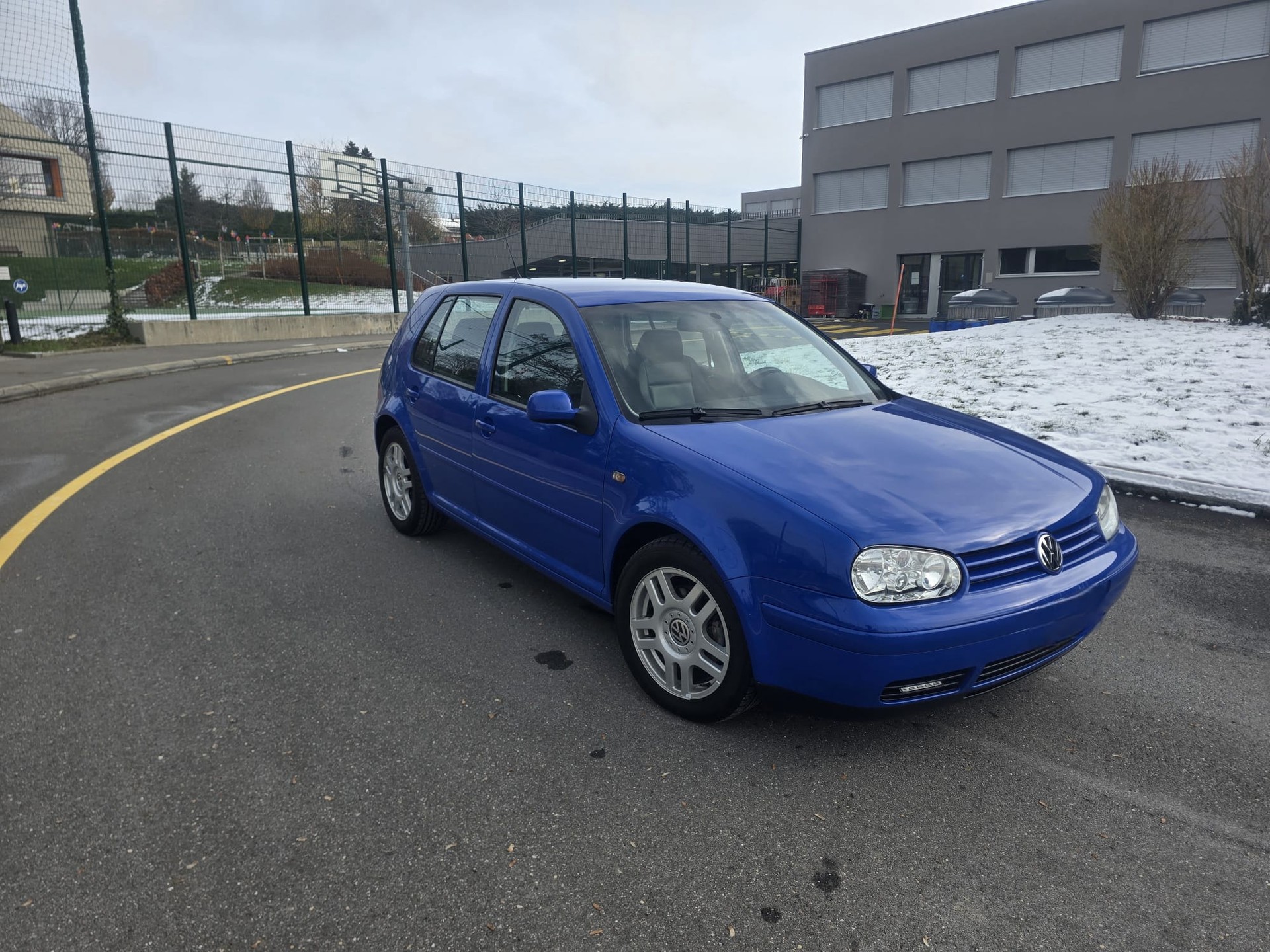 VW Golf 1.8 T GTI-image-7