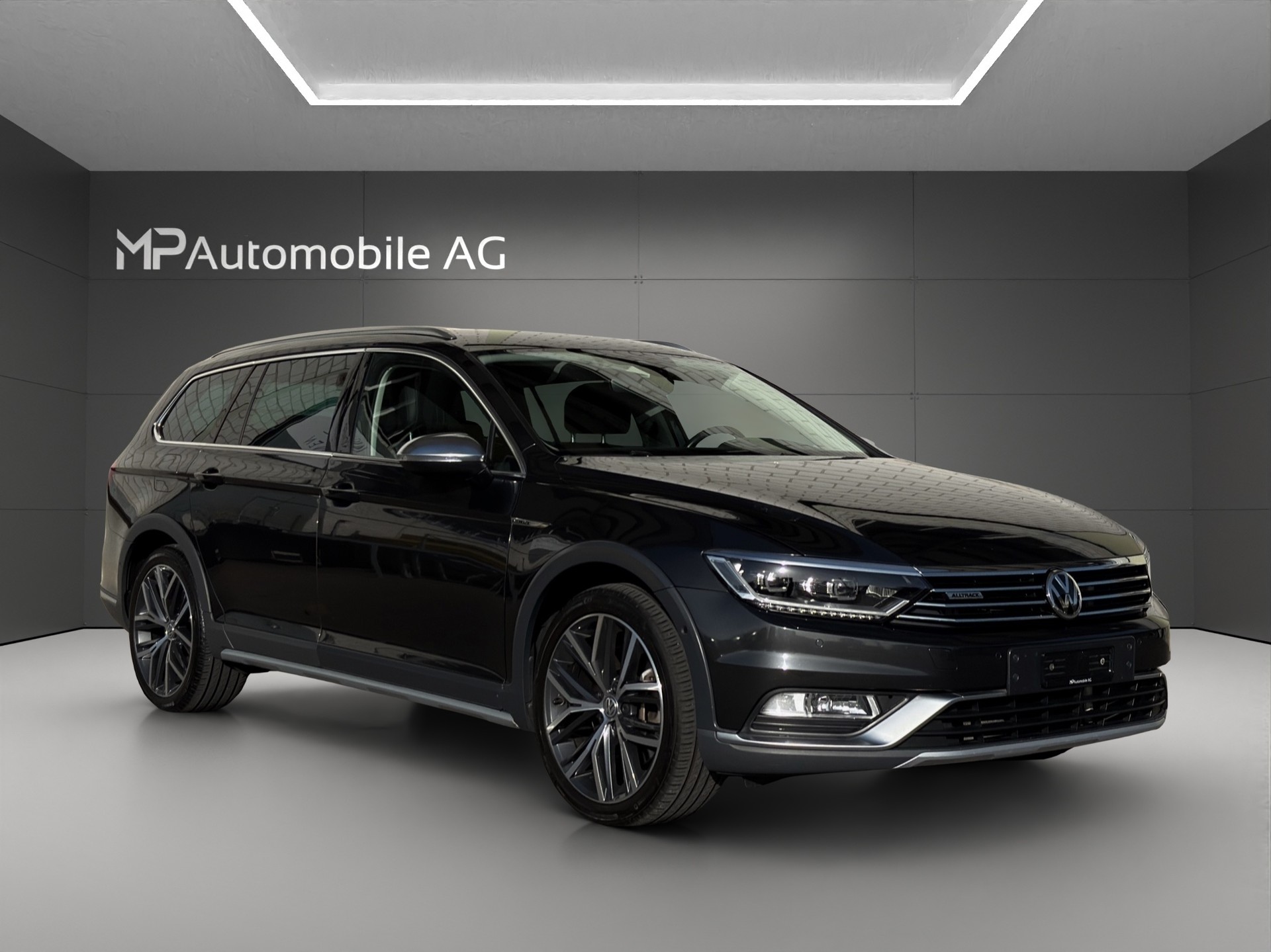 VW Passat Alltrack 2.0 TDI BMT 4Motion DSG-image-1