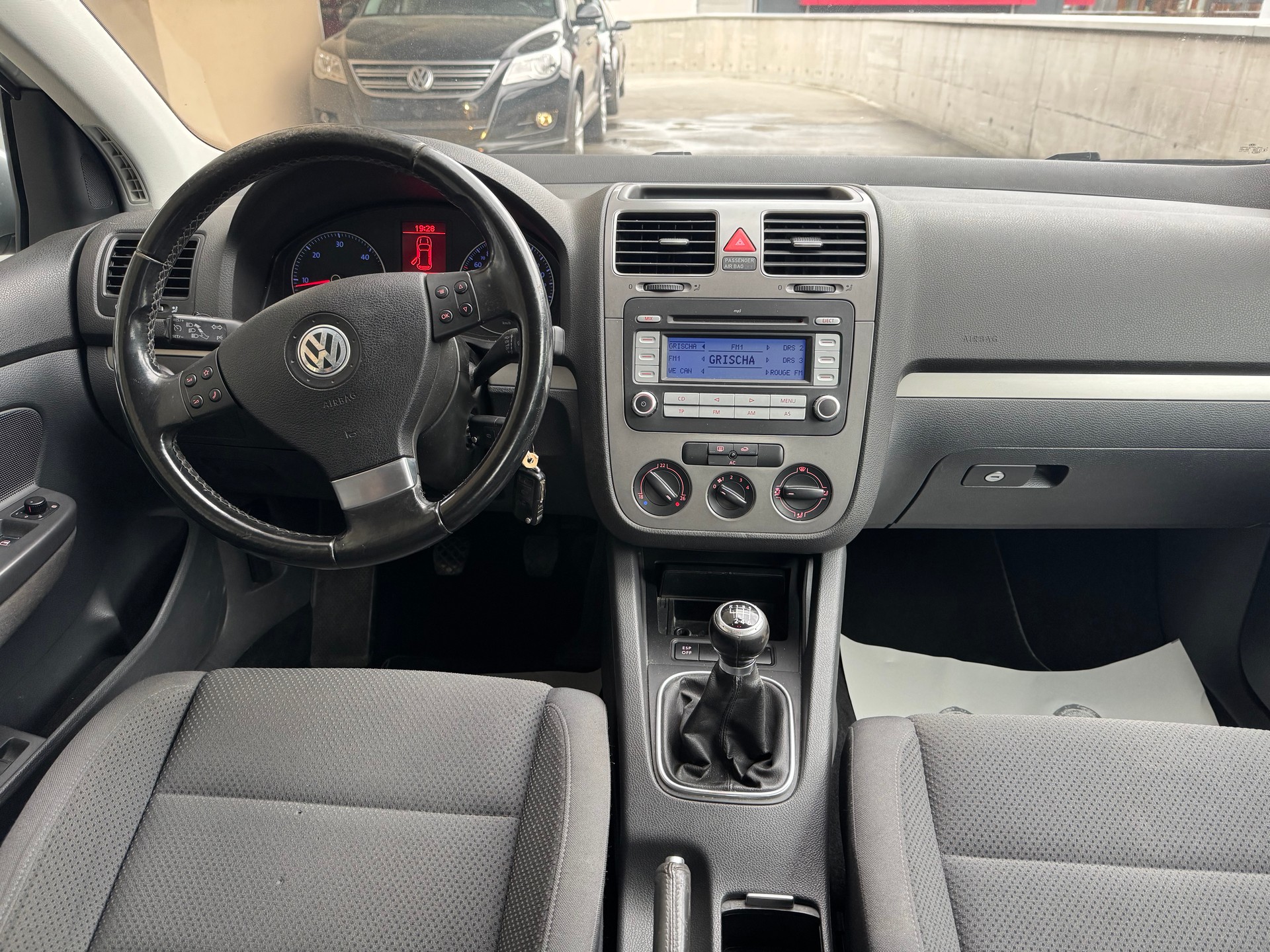 VW Golf 1.9 TDI Comfortline 4Motion-image-7