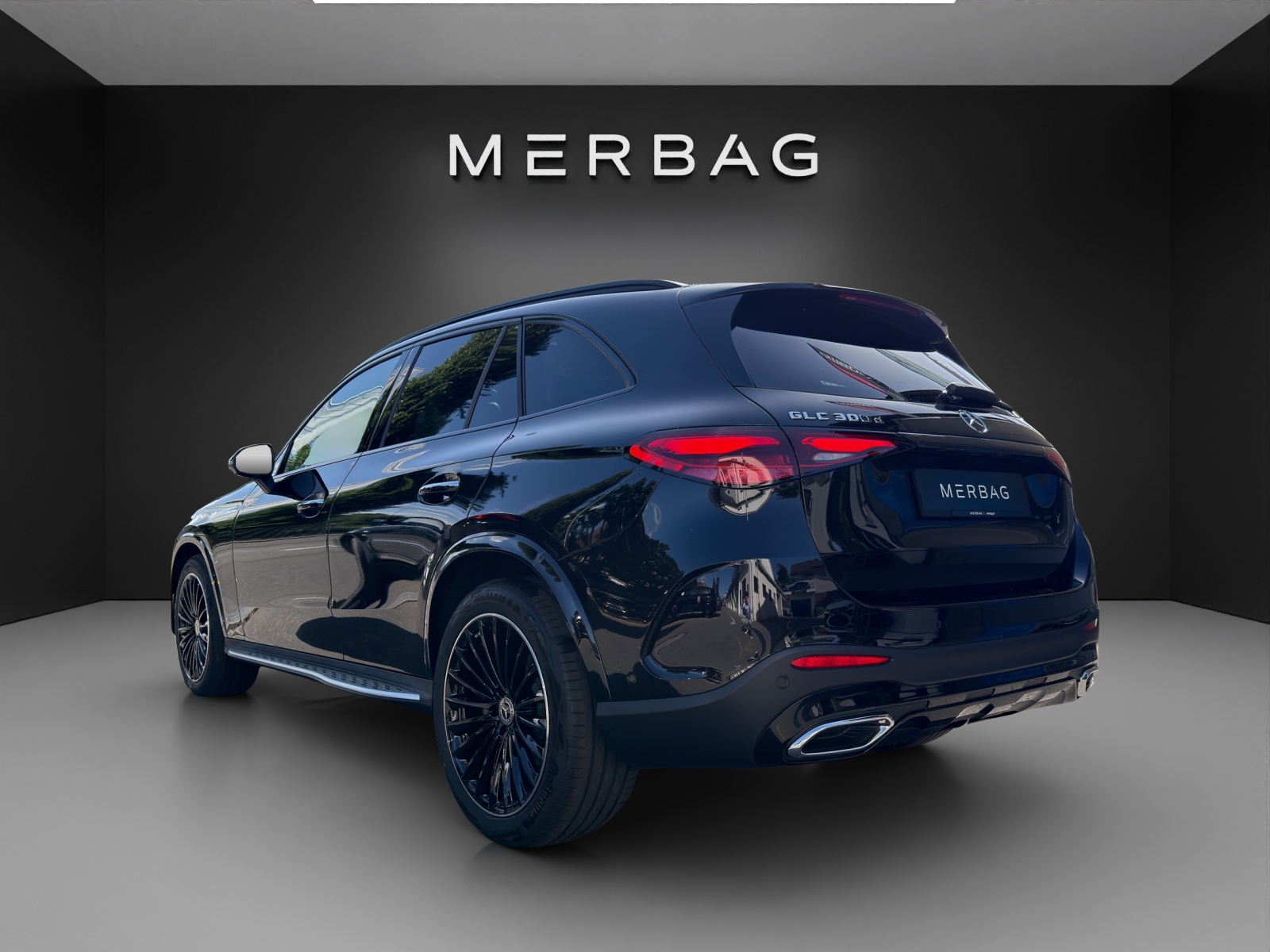 MERCEDES-BENZ GLC 300 d 4Matic 9G-Tronic-image-4