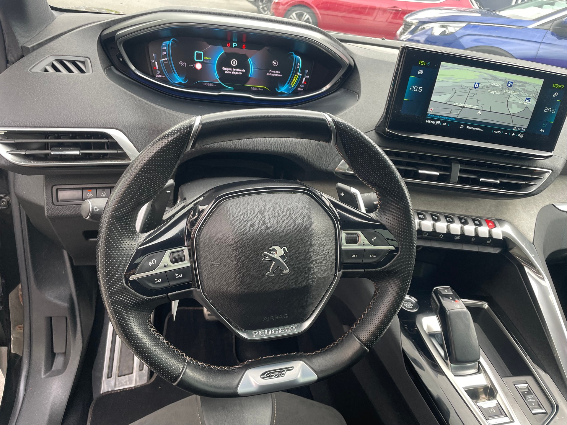 PEUGEOT 3008 300e Hybrid4 GT Pack EAT8-image-8