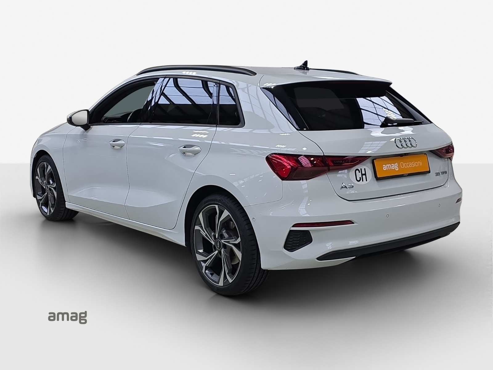 AUDI A3 Sportback 35 TFSI S line Attraction S-tronic-image-2
