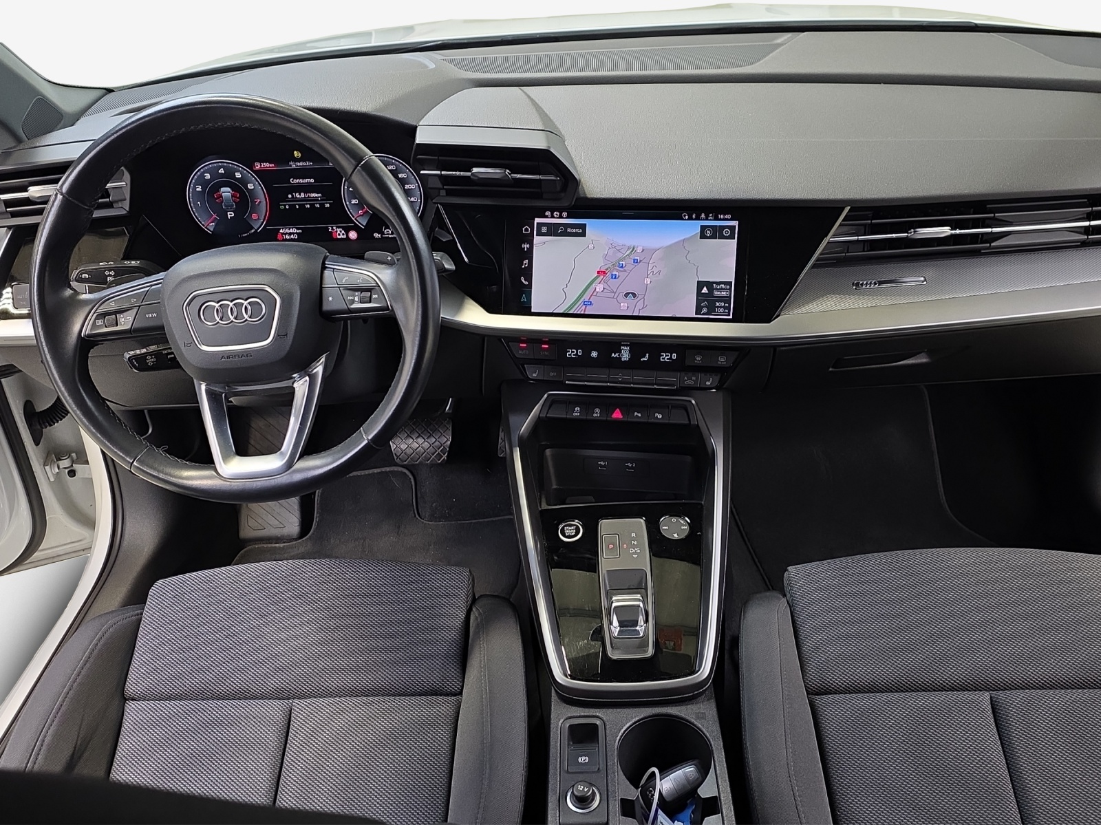 AUDI A3 Sportback 35 TFSI S line Attraction S-tronic-image-8