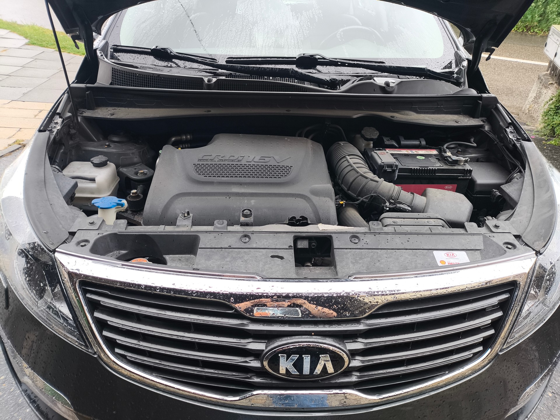 KIA Sportage 2.0 CRDi Style 4WD-image-8