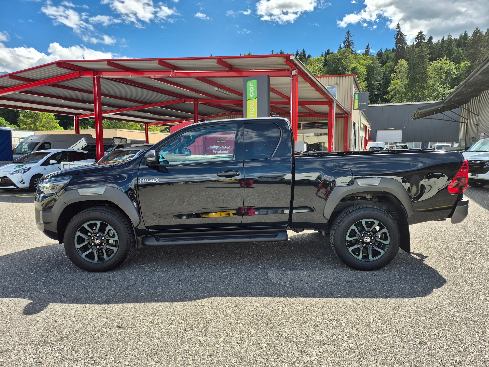 TOYOTA Hilux 2.8D-4D Invincible Extra Cab 4x4 A-image-7