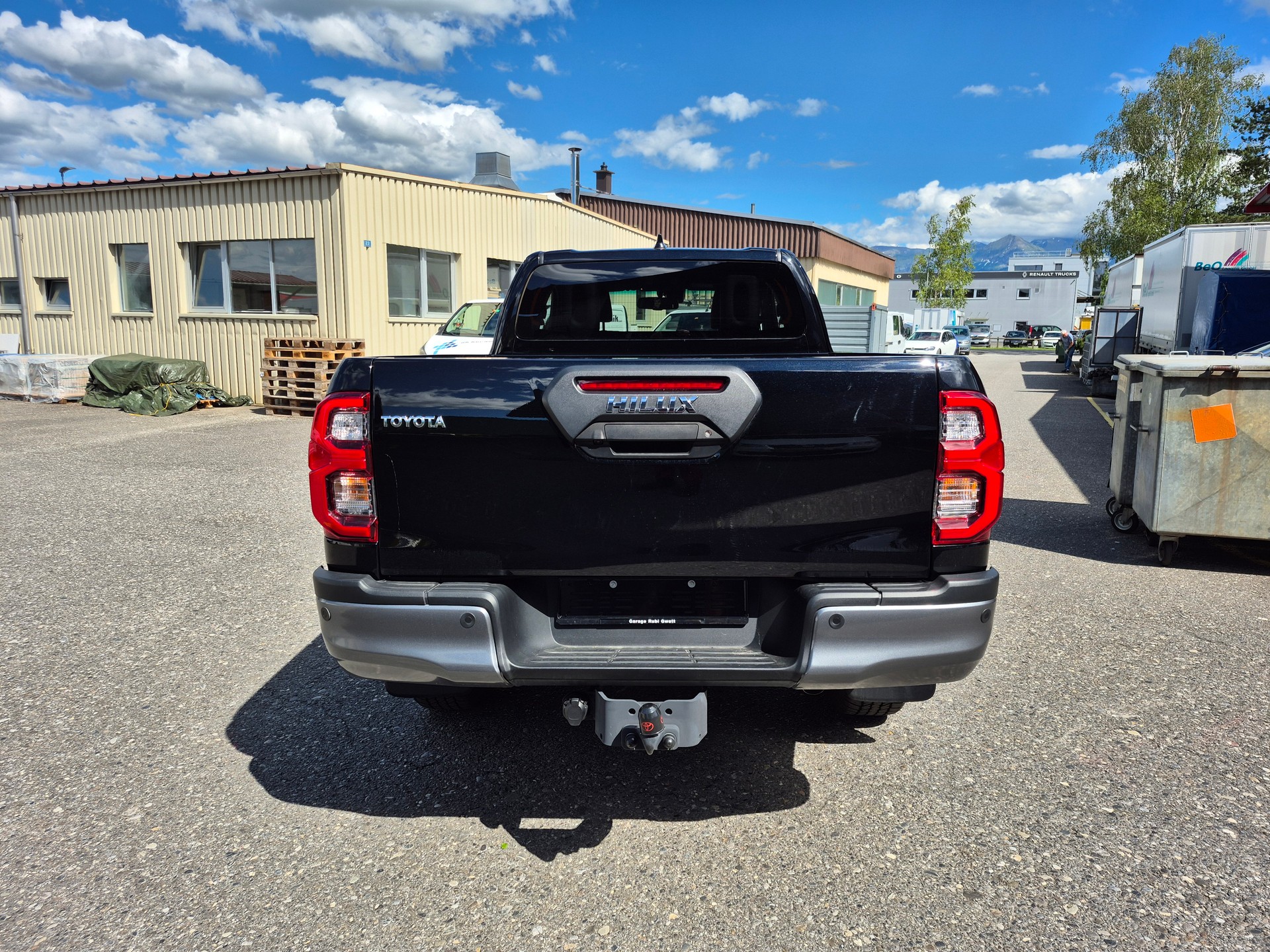 TOYOTA Hilux 2.8D-4D Invincible Extra Cab 4x4 A-image-5