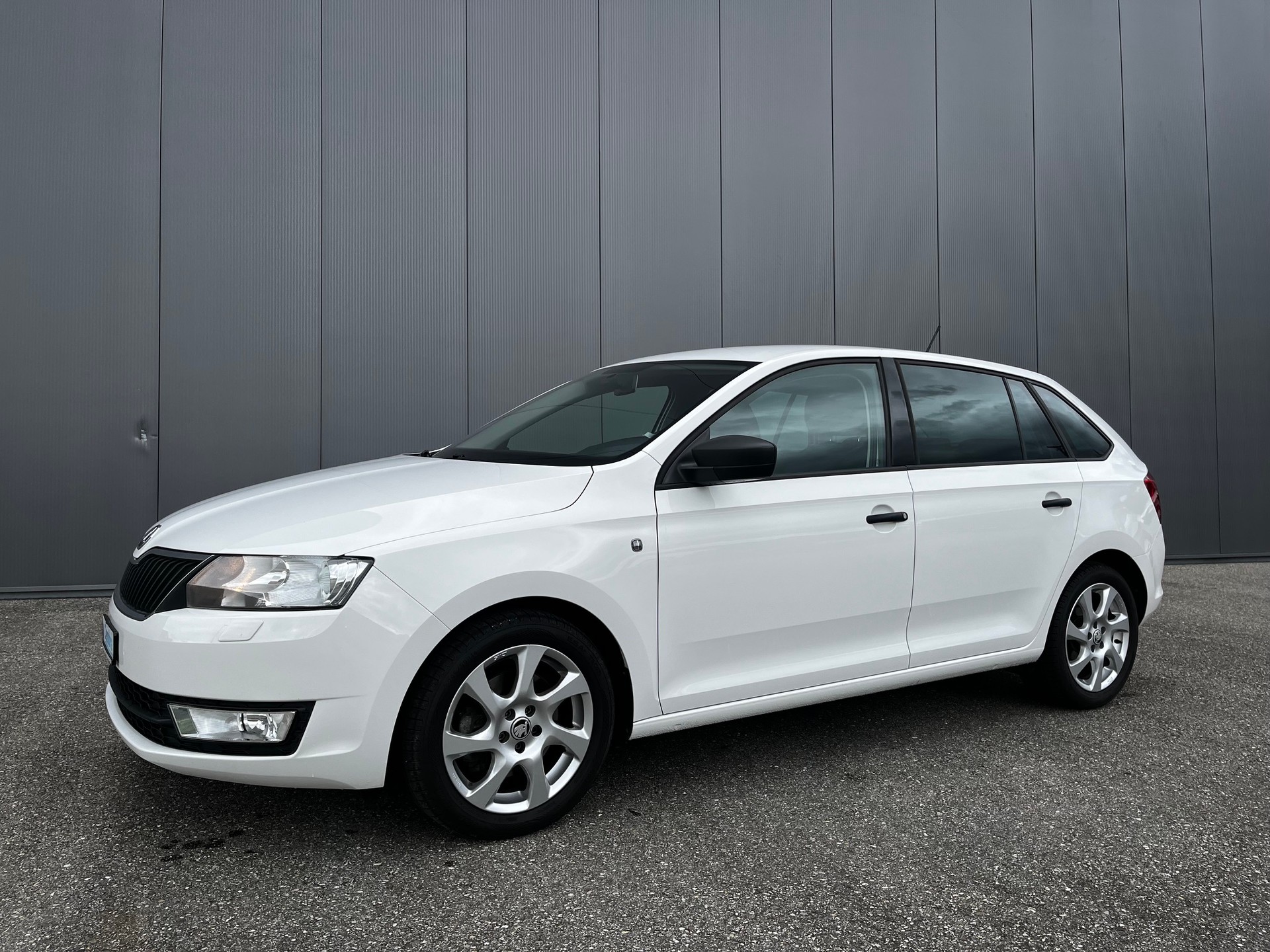 SKODA Rapid Spaceback 1.4 TSI Active DSG-image-0