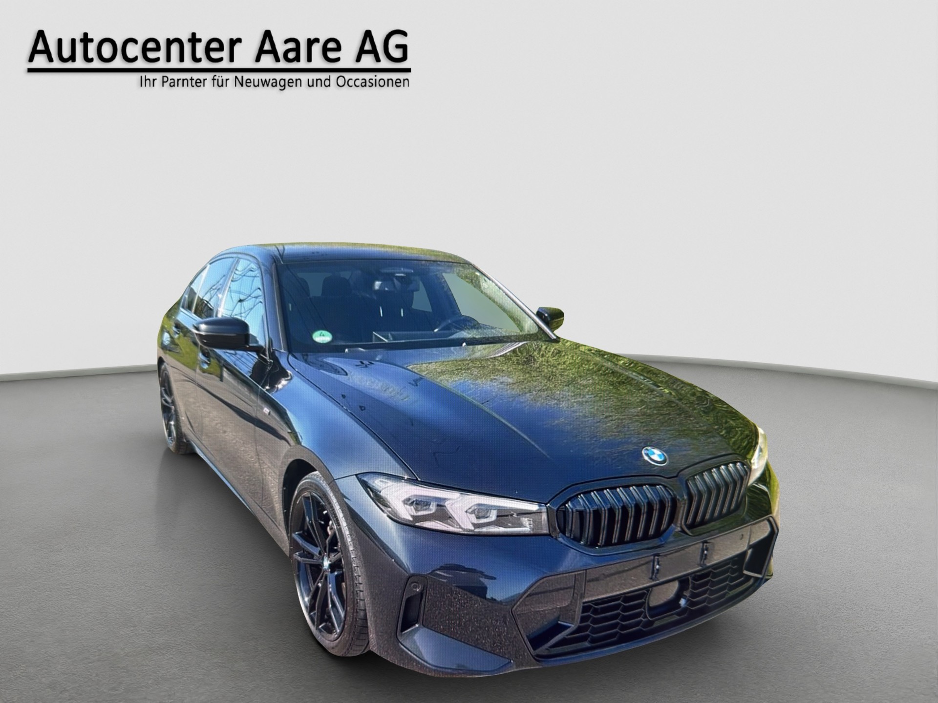 BMW 320d xDrive 48V Steptronic M Sport-image-0
