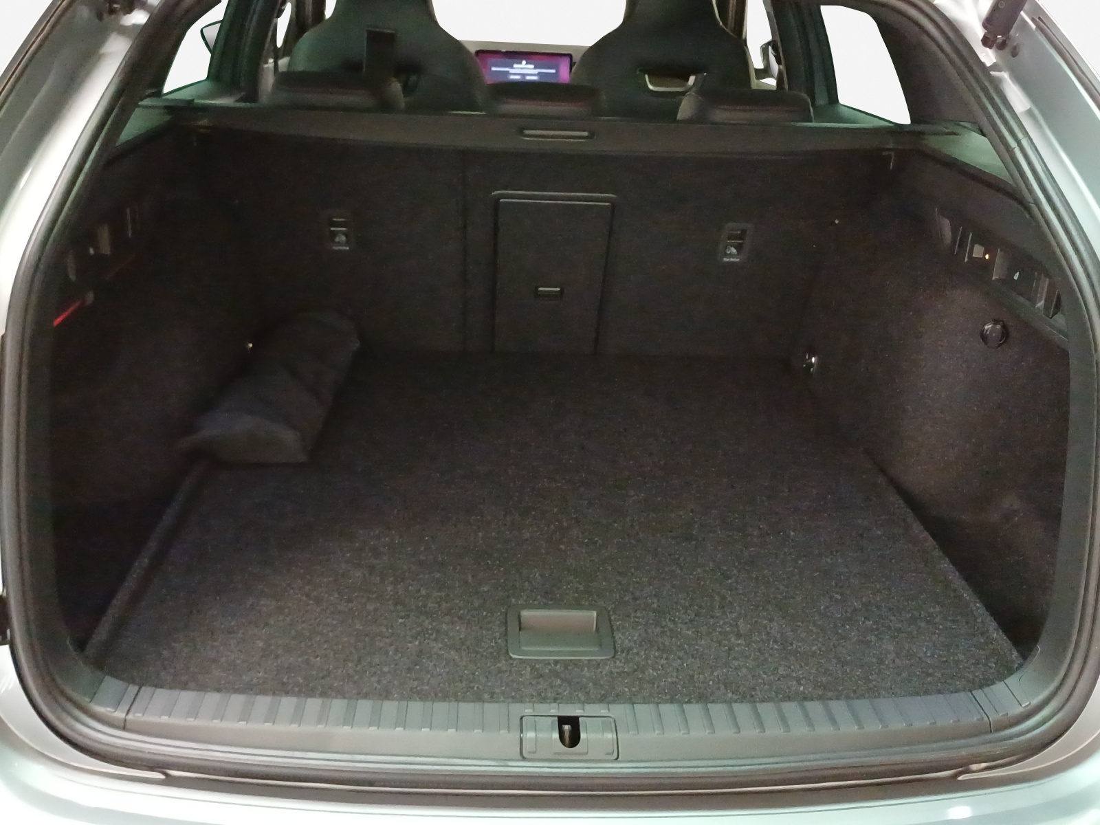 SKODA Octavia Combi 2.0 TSI DSG RS-image-28