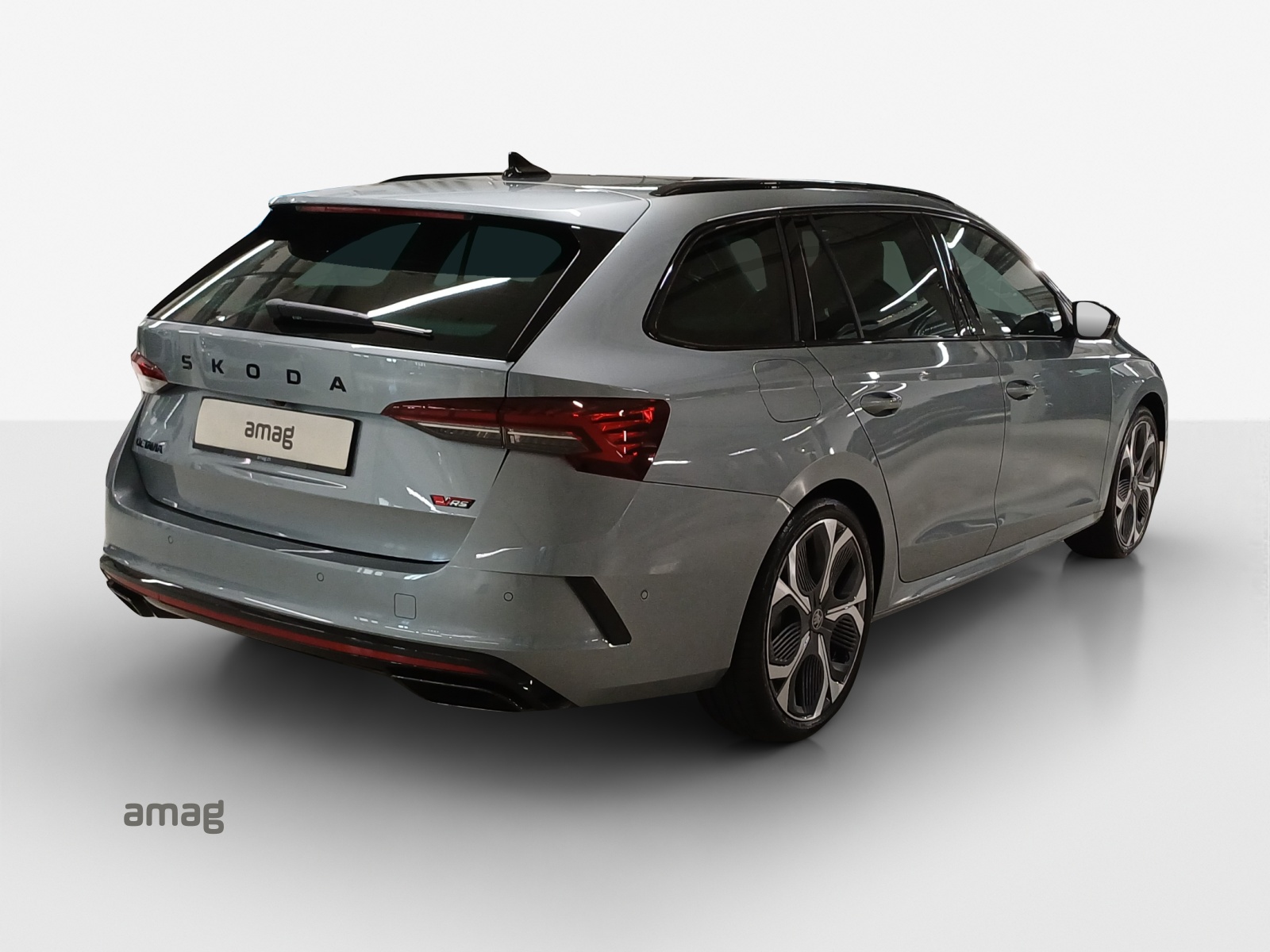 SKODA Octavia Combi 2.0 TSI DSG RS-image-20