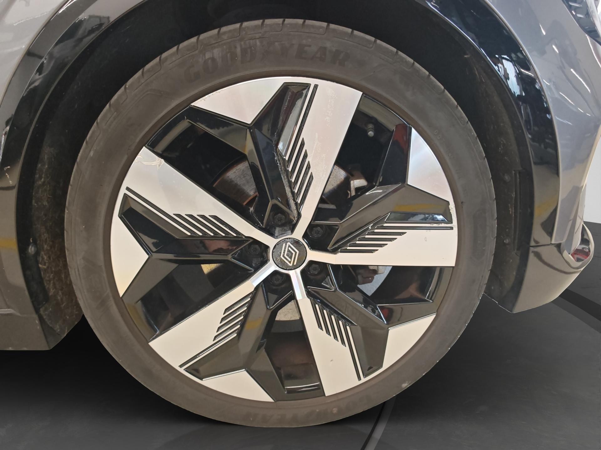 RENAULT Mégane E-TECH EV60 Techno-image-17
