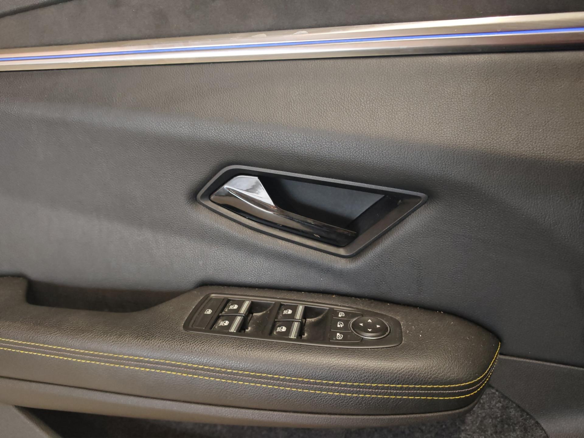 RENAULT Mégane E-TECH EV60 Techno-image-21