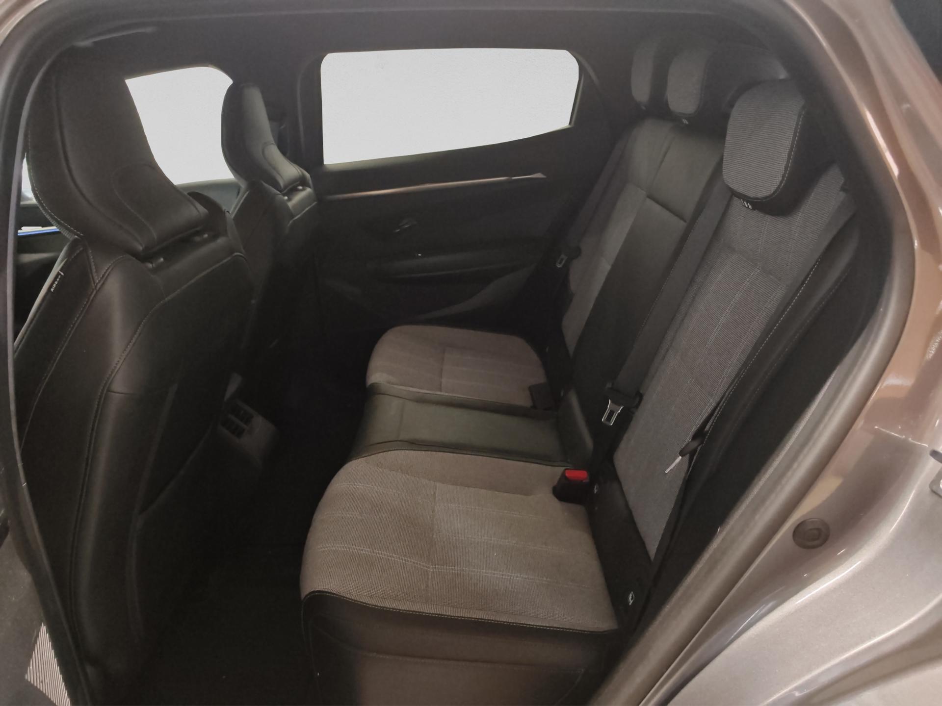 RENAULT Mégane E-TECH EV60 Techno-image-14