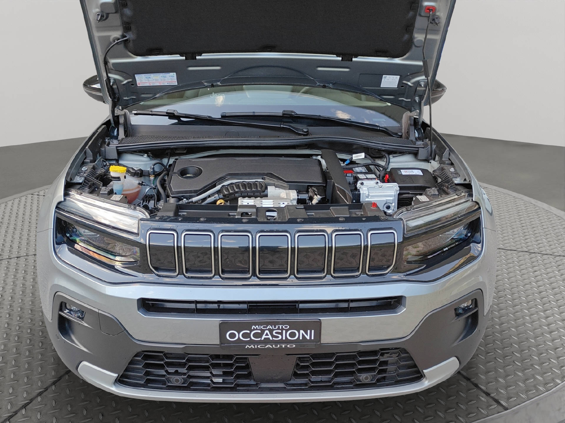 JEEP Avenger 1.2 MHEV Summit-image-15