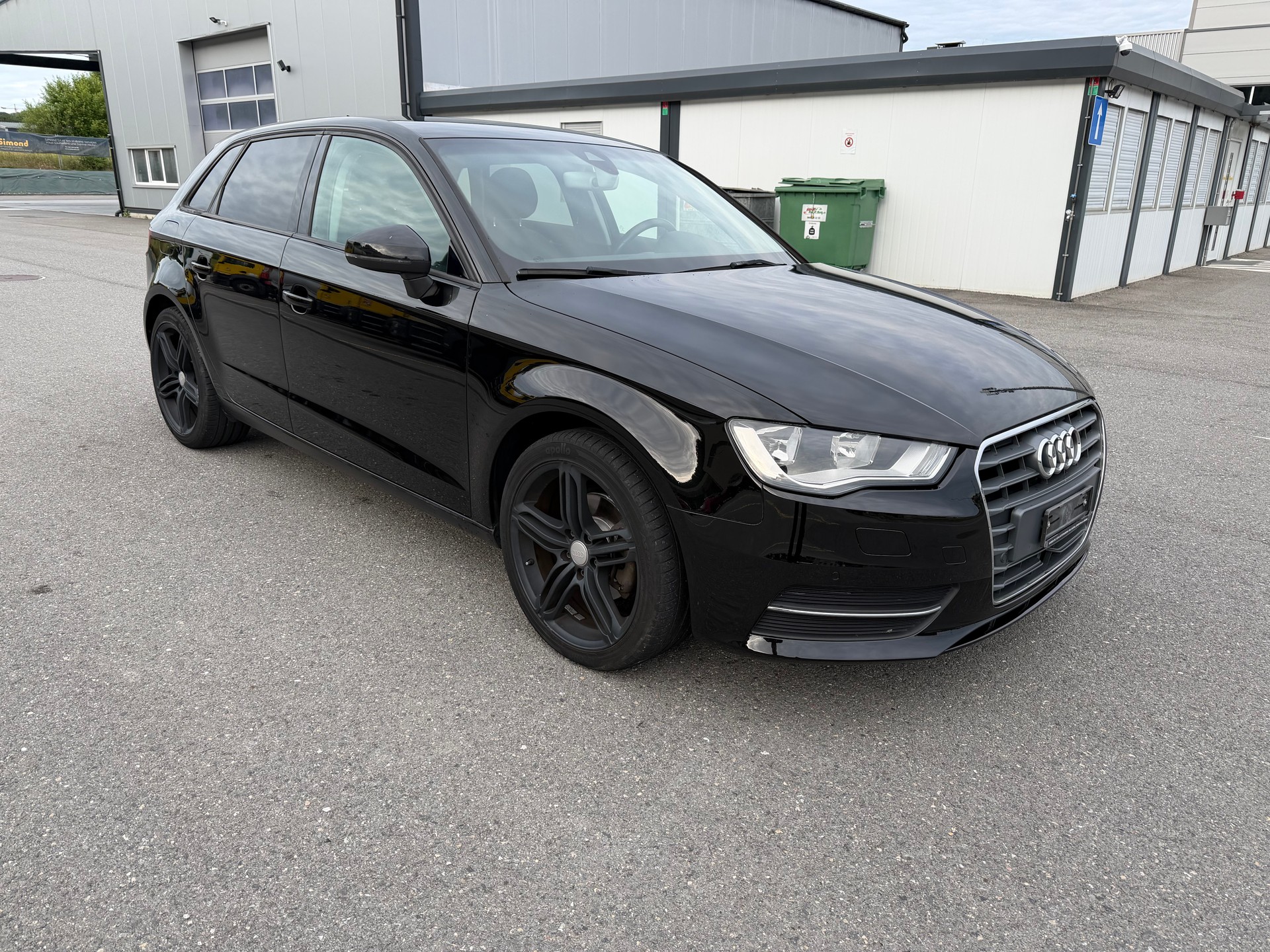 AUDI A3 Sportback 1.4 TFSI Ambition S-tronic-image-3