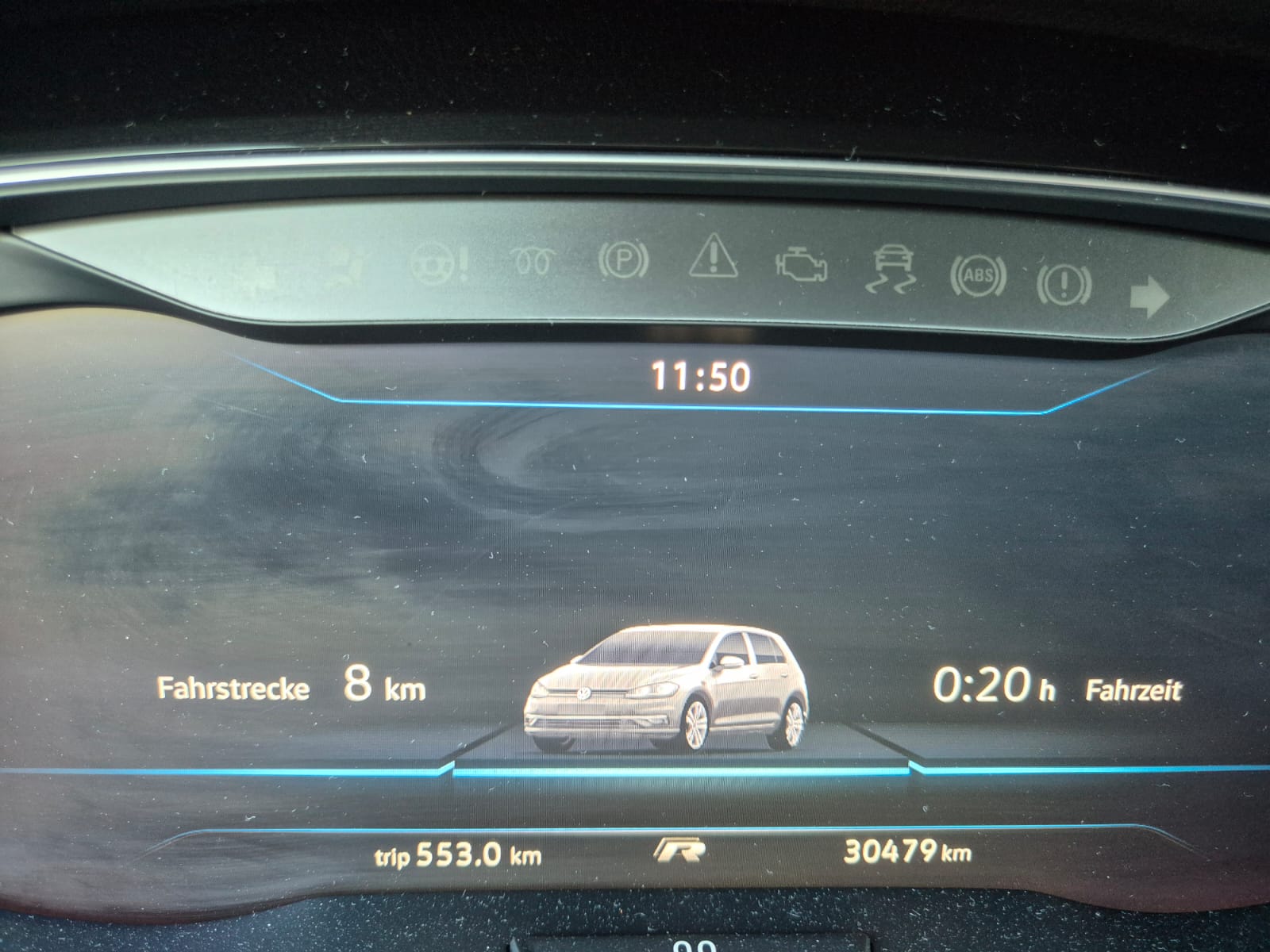 VW 2.0 TSI R DSG 4motion-image-5
