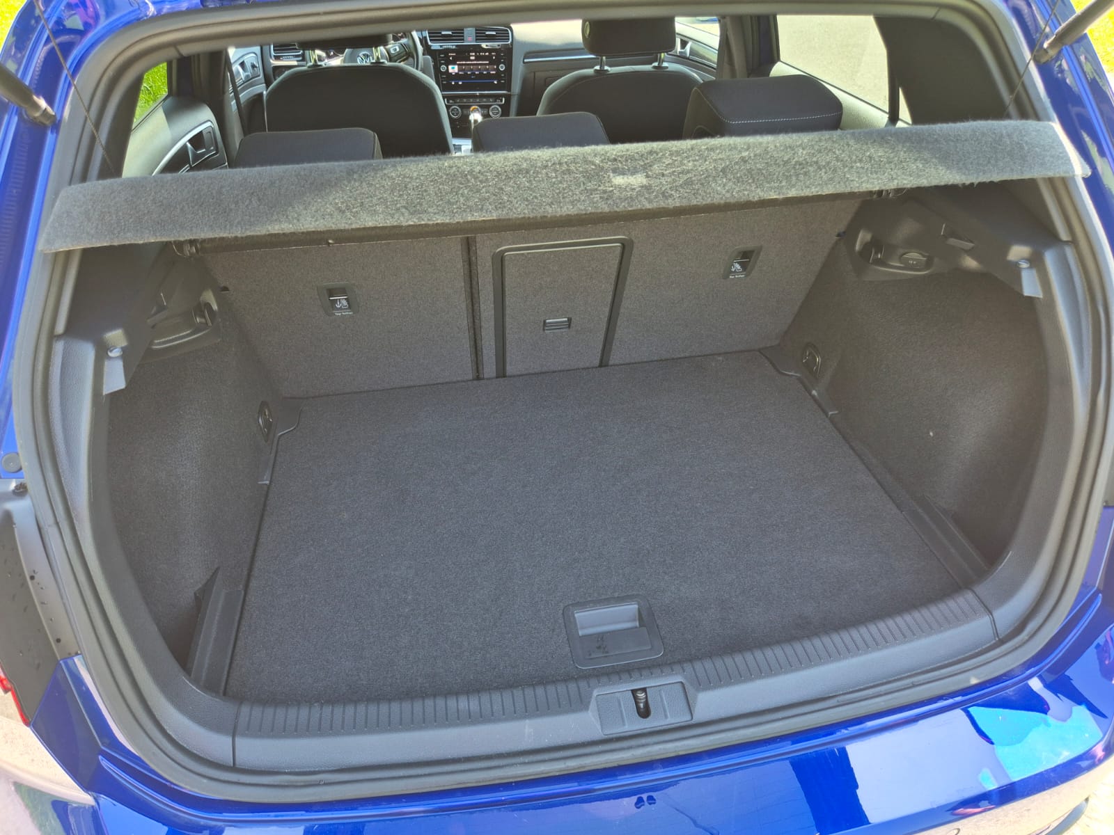 VW 2.0 TSI R DSG 4motion-image-7