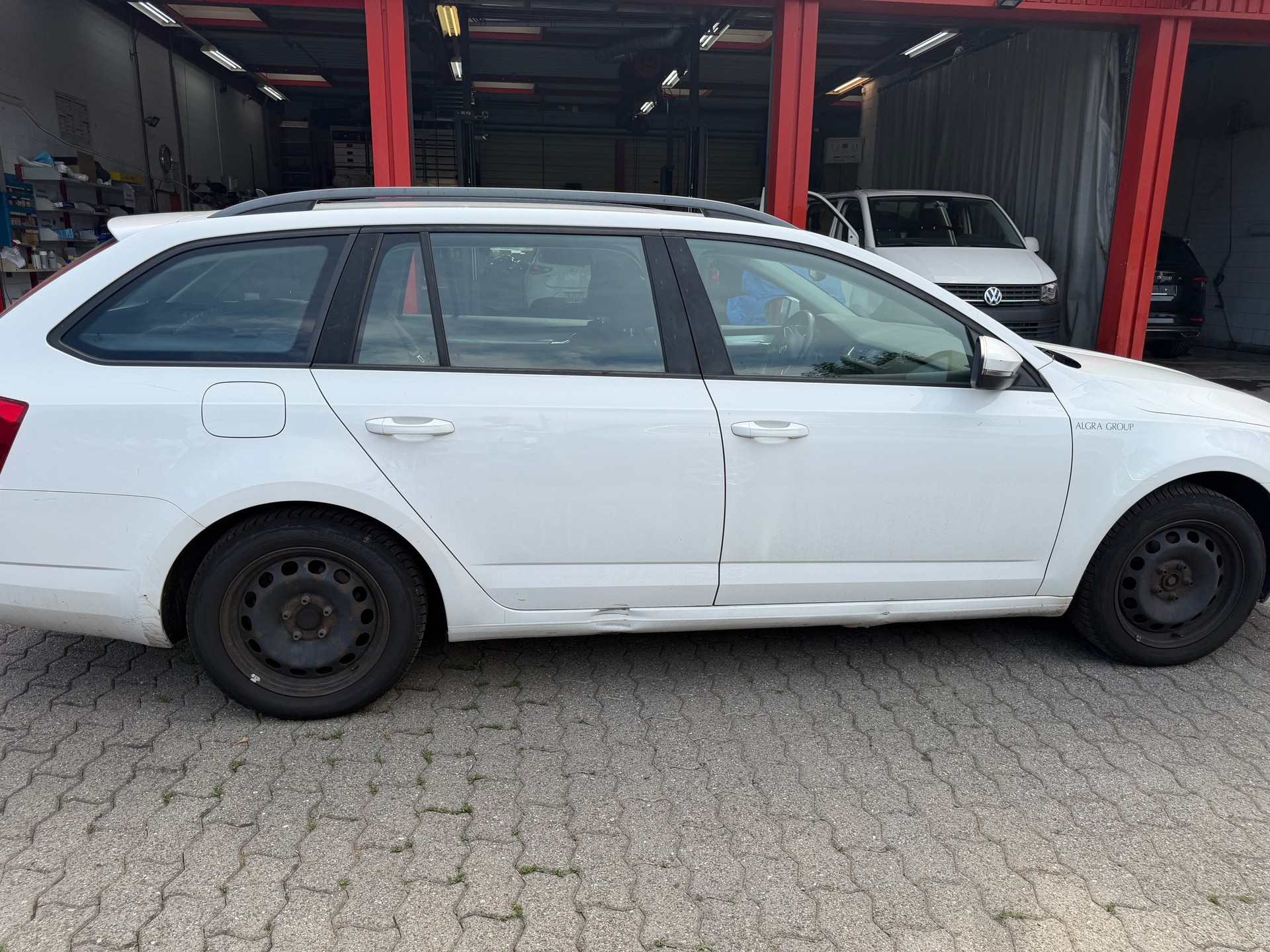 SKODA Fabia 1.2 Ambition-image-3
