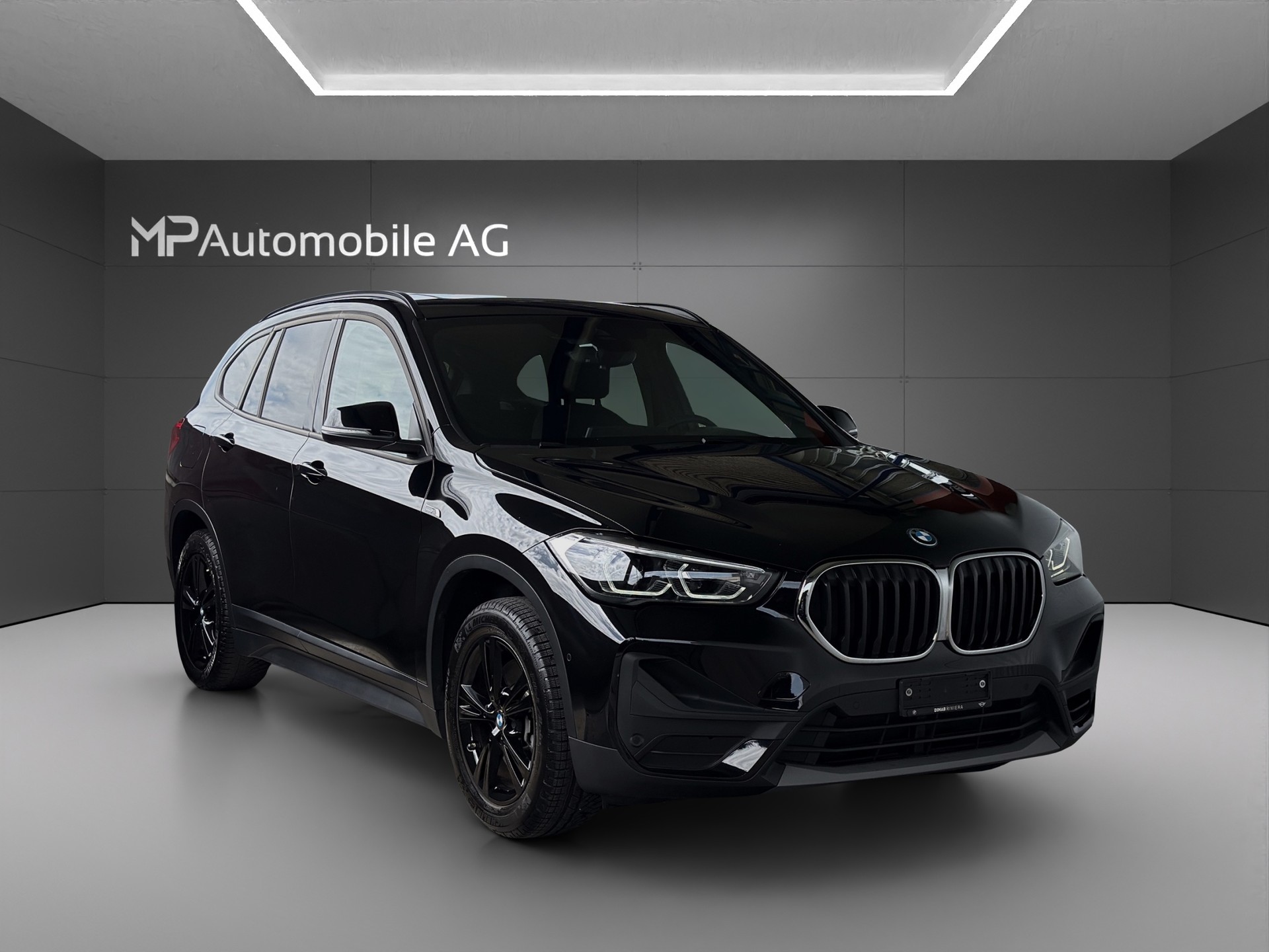 BMW X1 xDrive 25e Steptronic-image-1