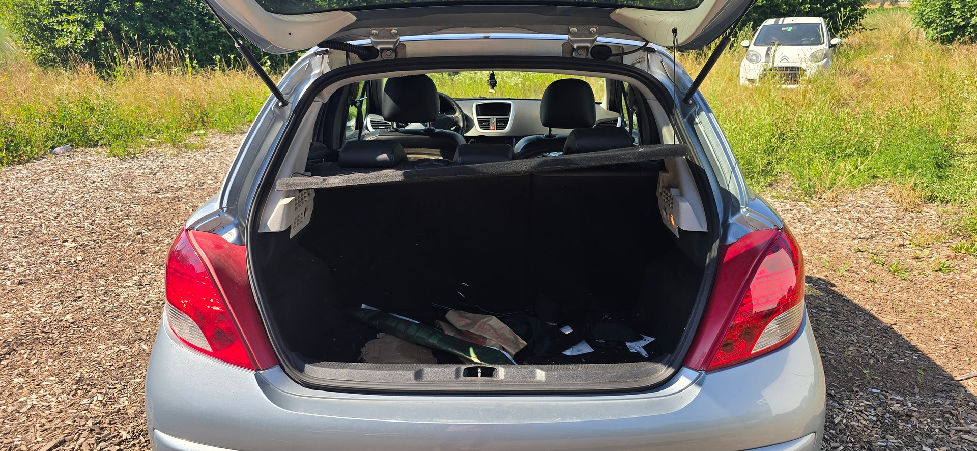 PEUGEOT 207 1.6 16V Sport-image-10