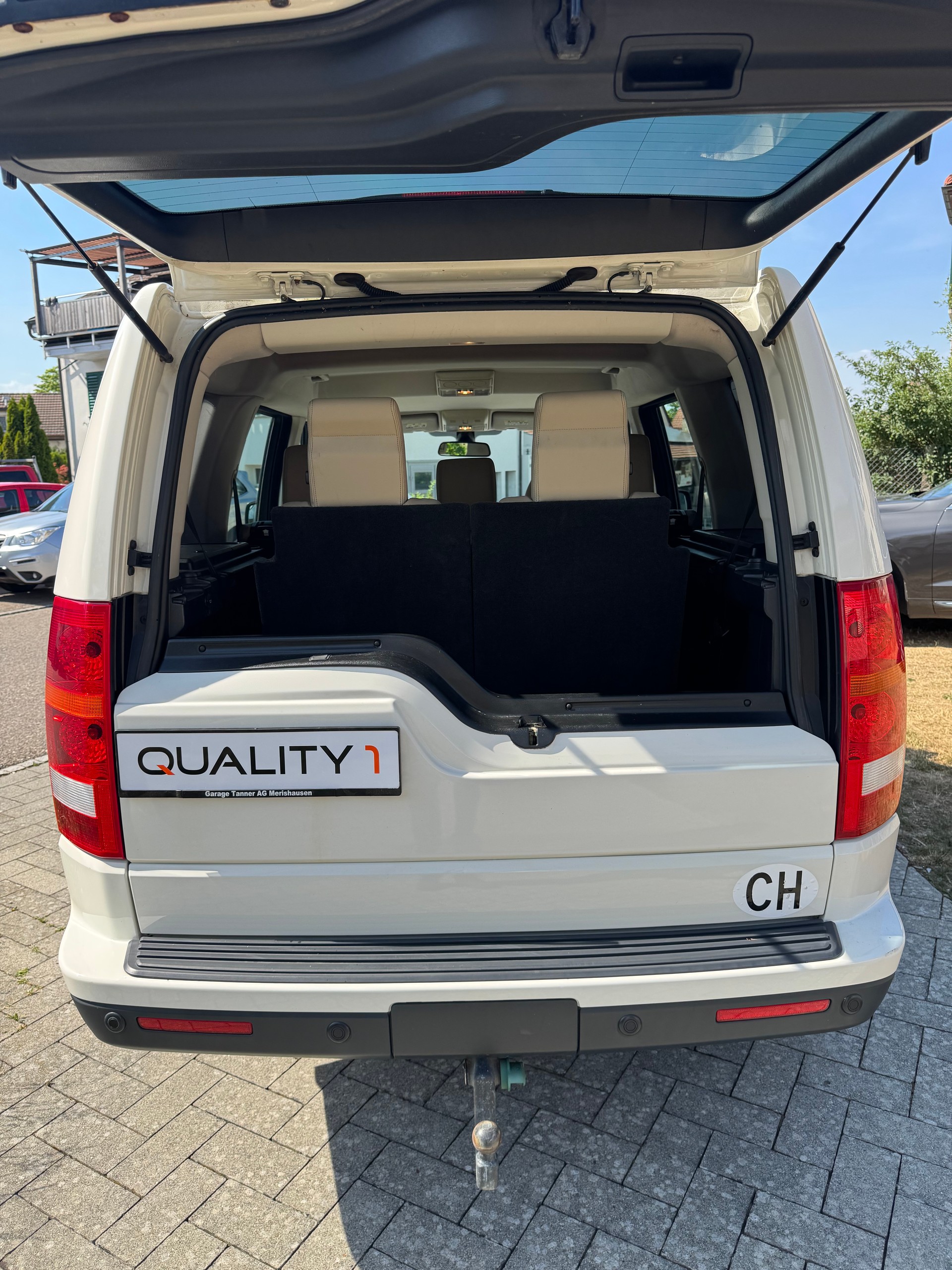 LAND ROVER Discovery 2.7d V6 SE Automatic-image-13