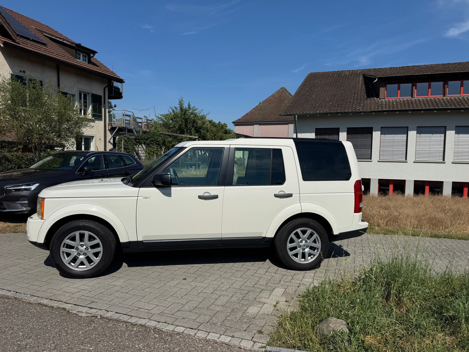 LAND ROVER Discovery 2.7d V6 SE Automatic-image-3
